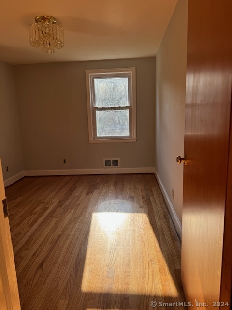 4 Willow Lane