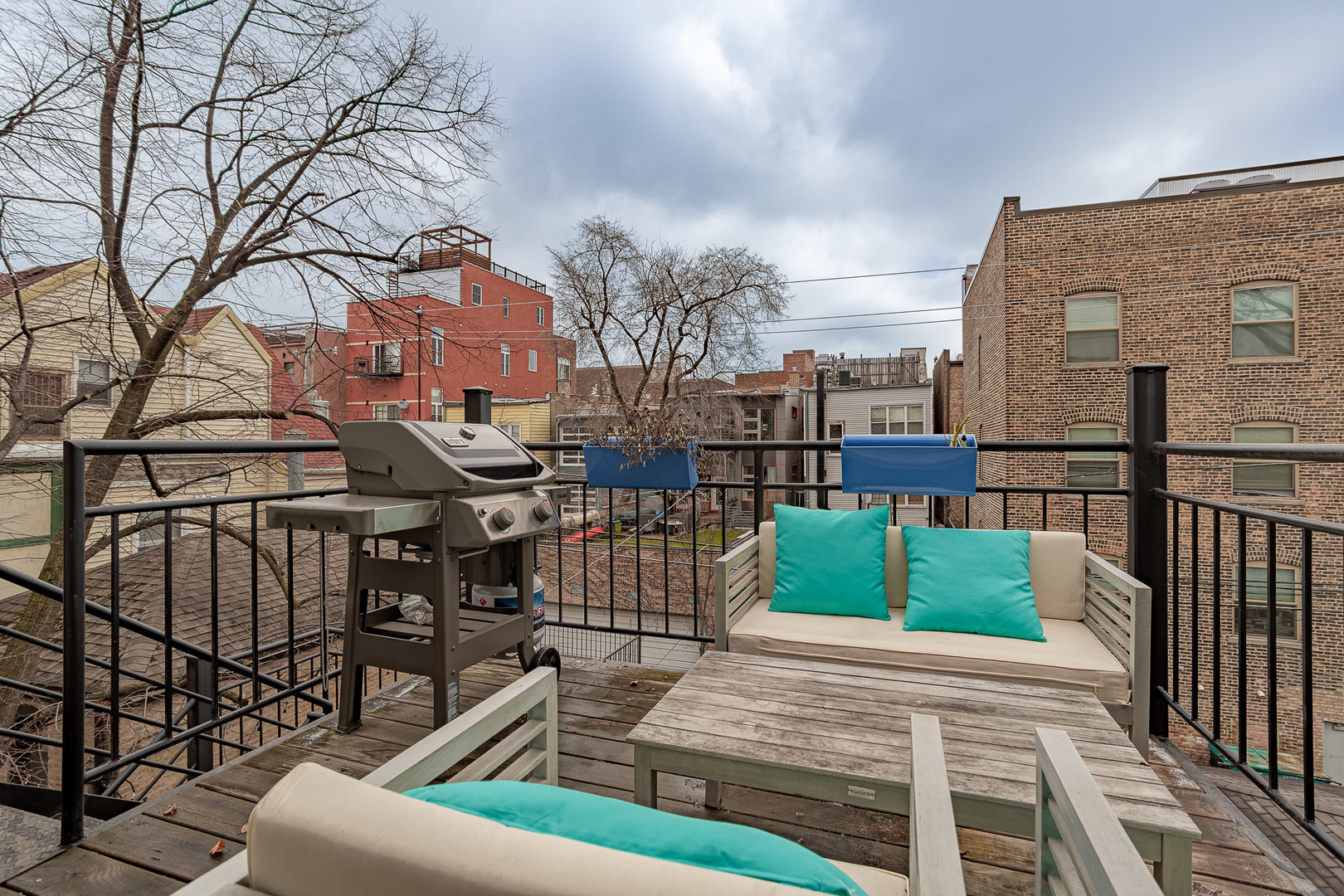 3217 N Kenmore Avenue Unit: 3