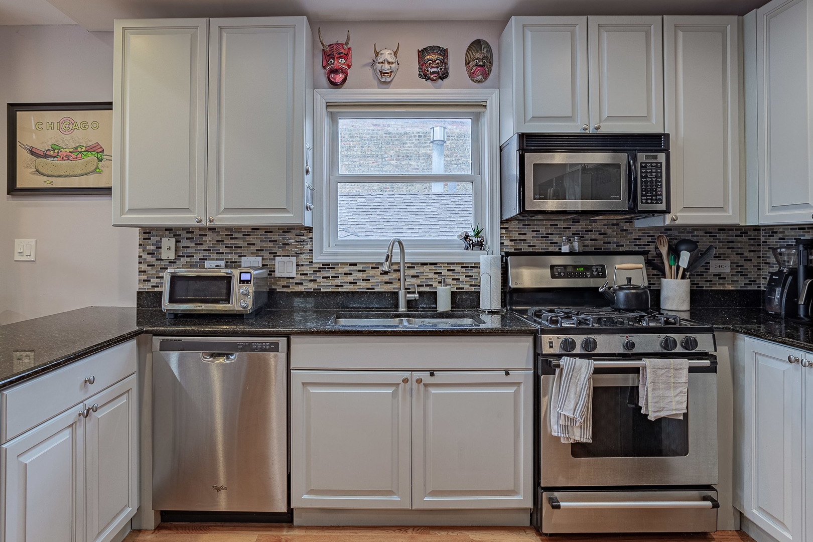 3217 N Kenmore Avenue Unit: 3