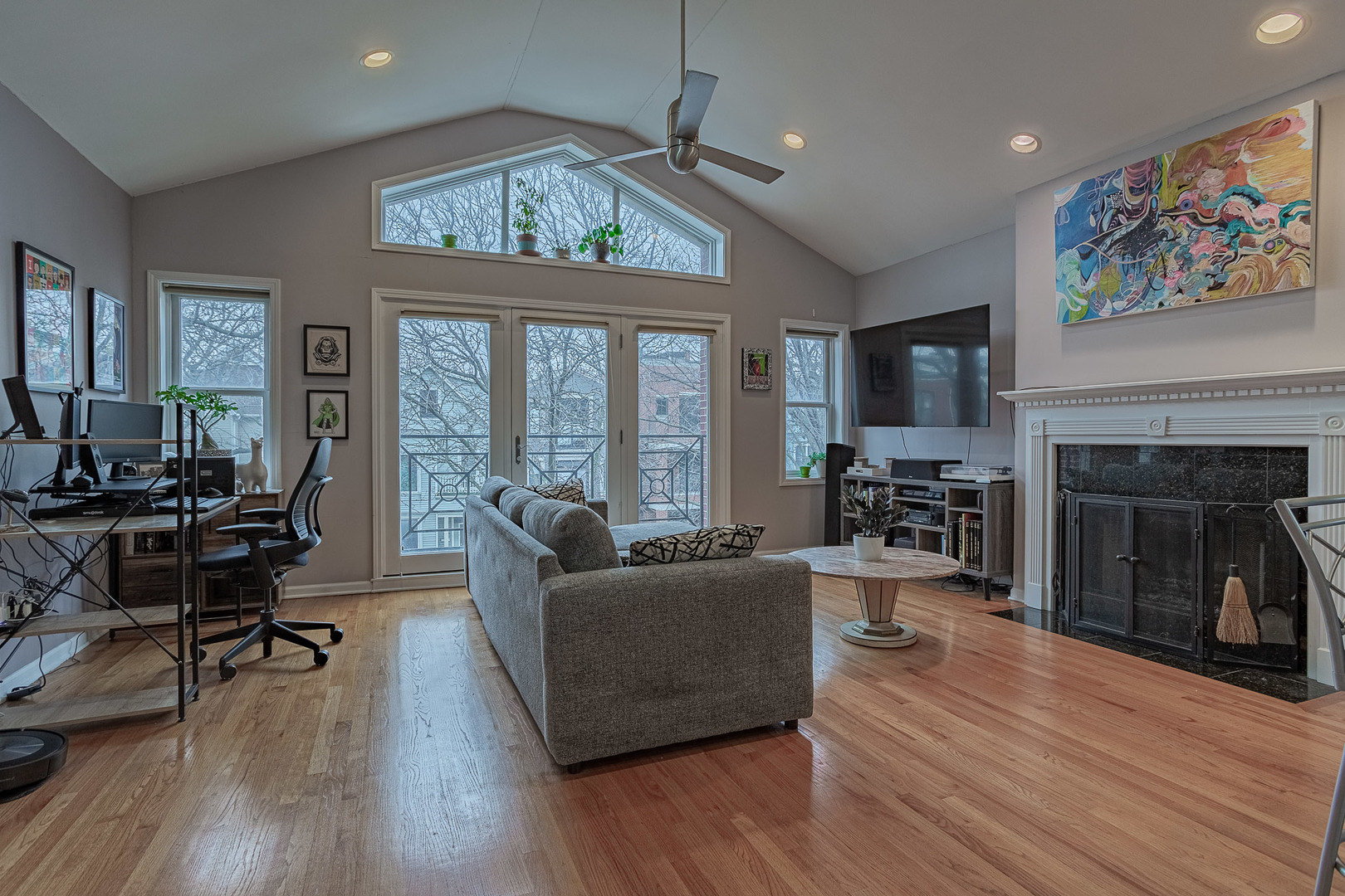 3217 N Kenmore Avenue Unit: 3