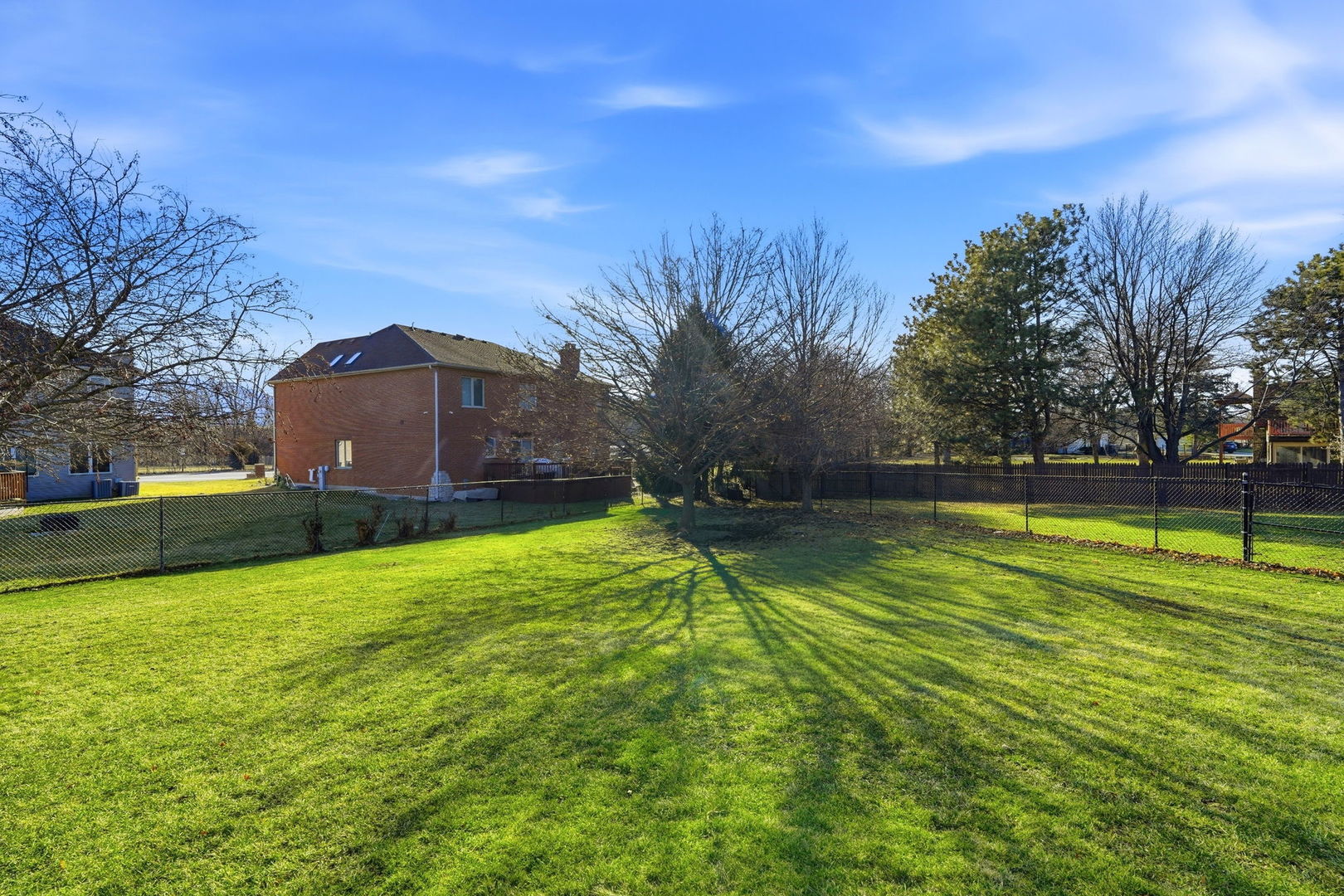 912 River Forest Court