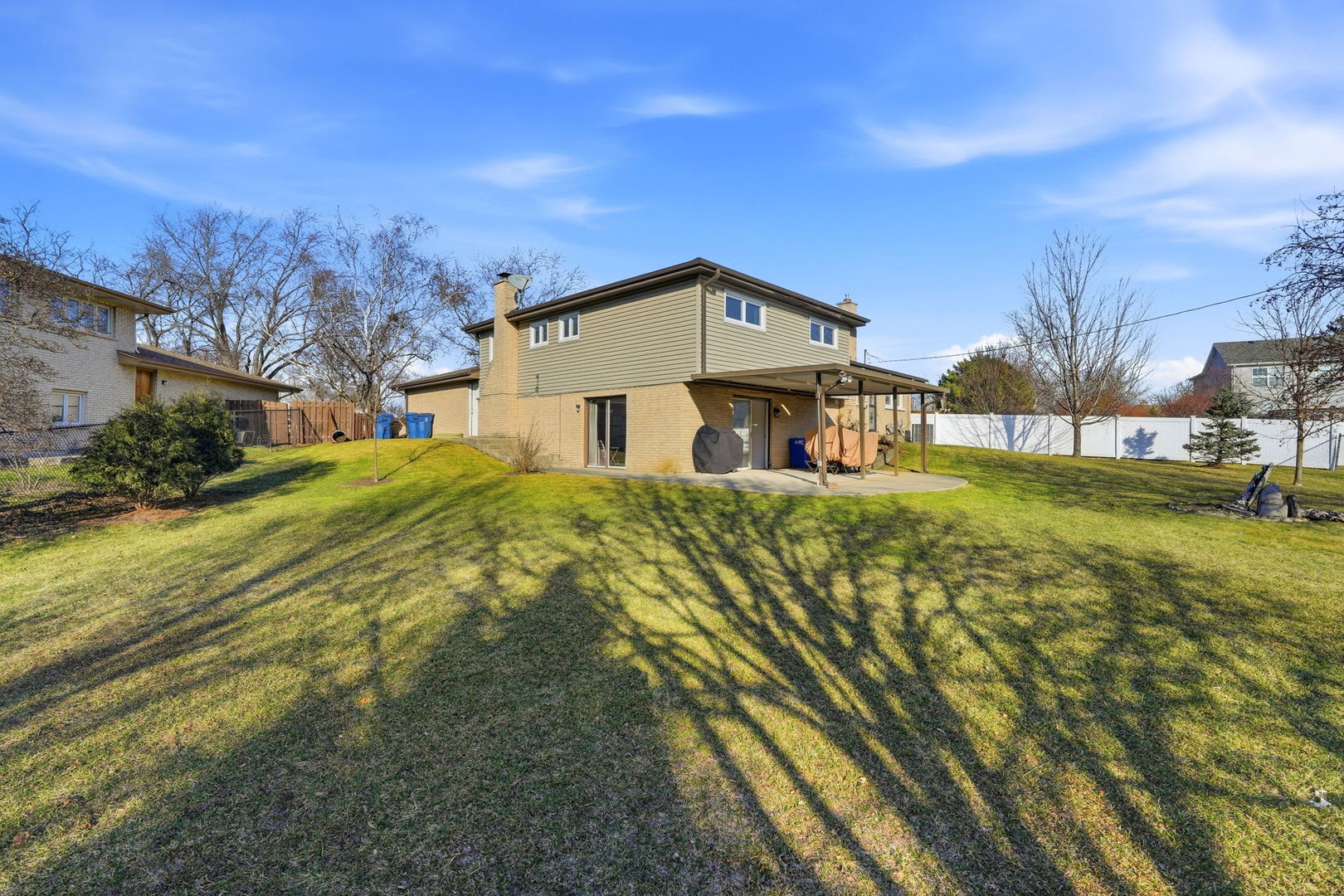 912 River Forest Court