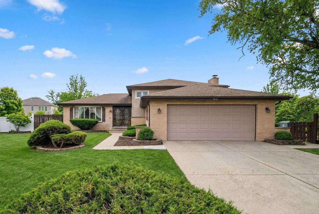 912 River Forest Court
