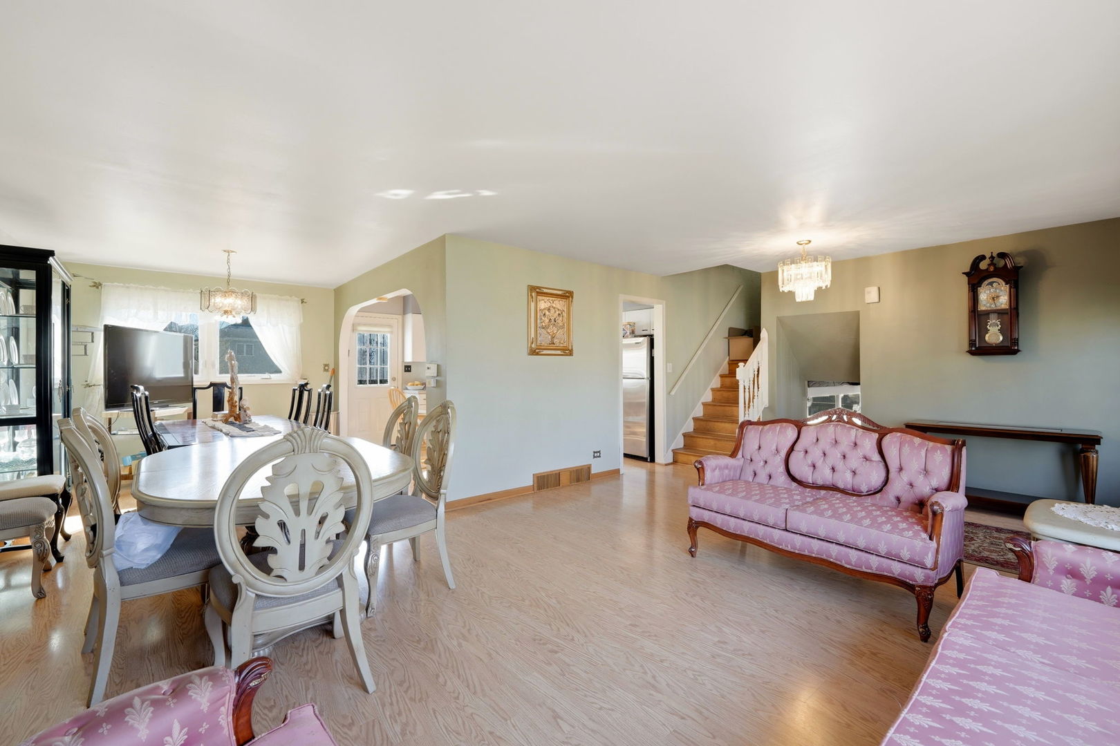912 River Forest Court