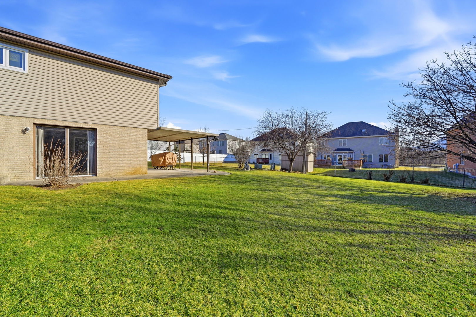 912 River Forest Court