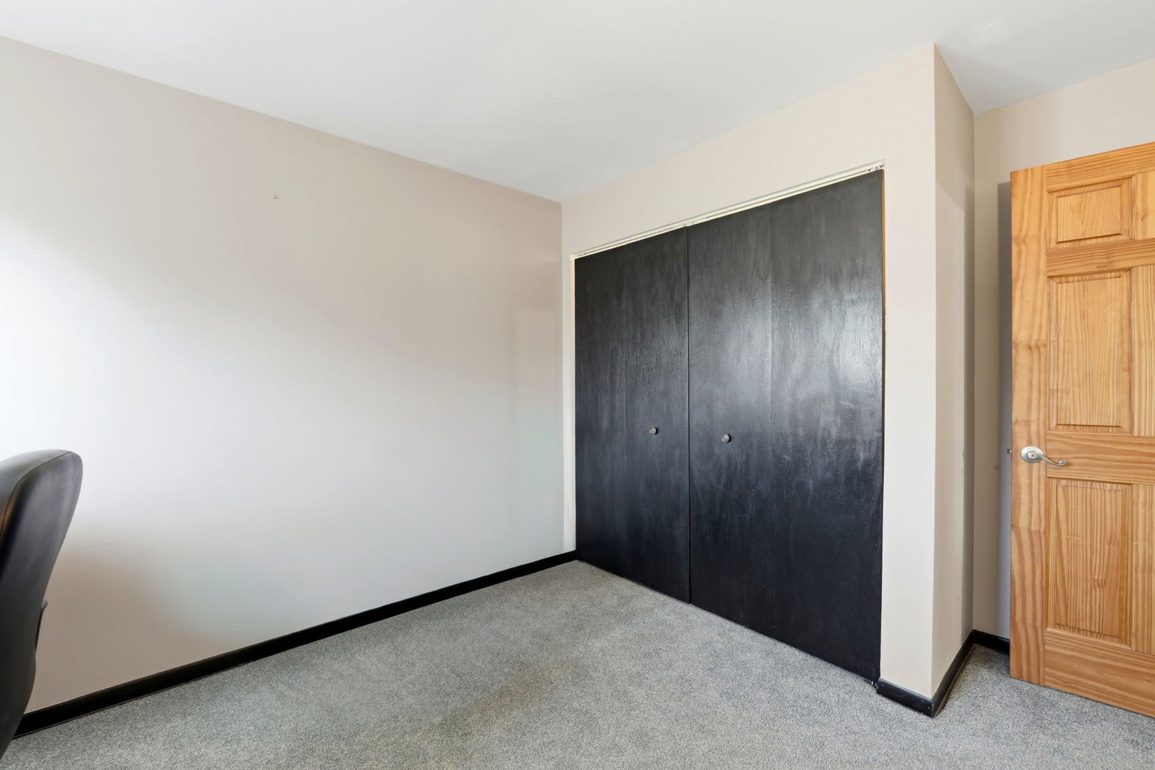 912 River Forest Court