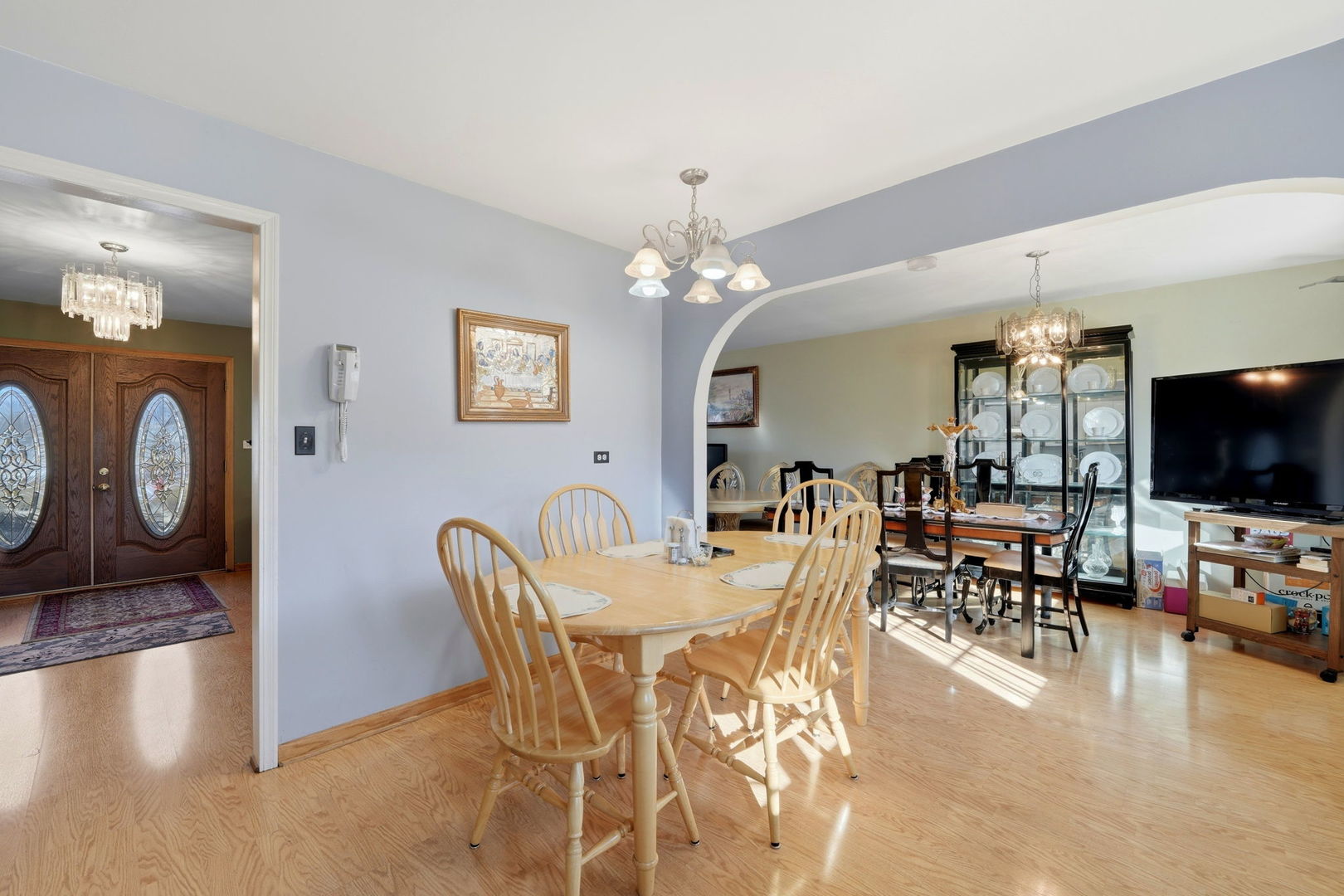 912 River Forest Court