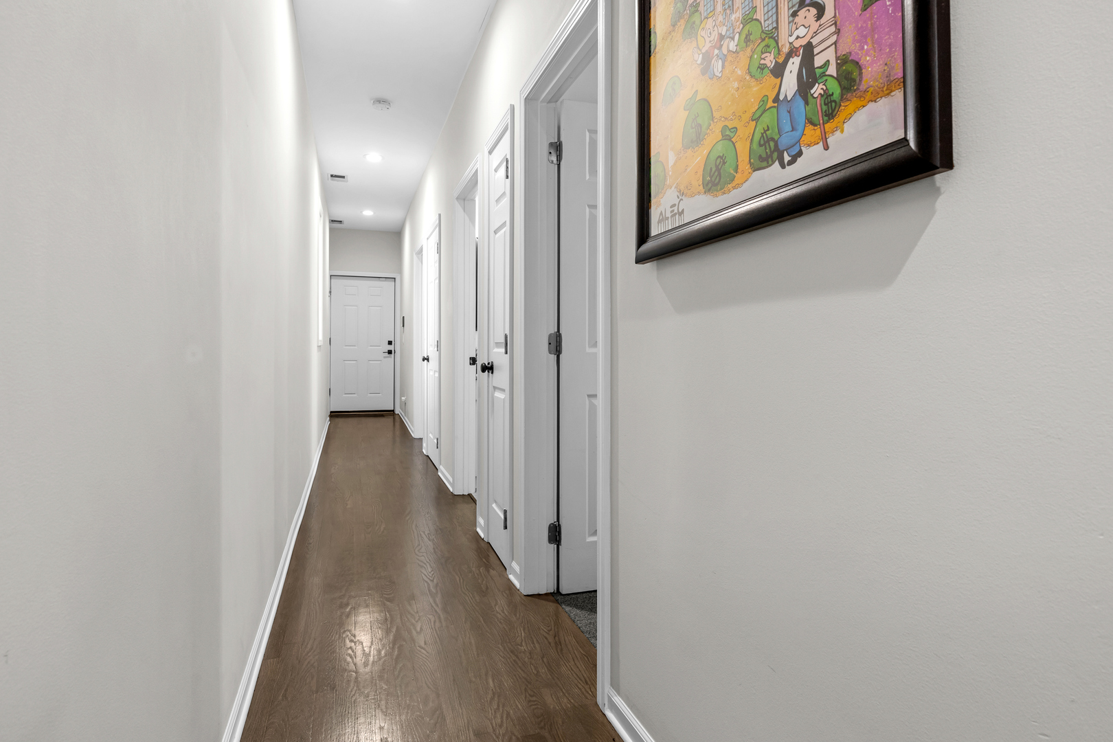 2737 N Southport Avenue Unit: 3