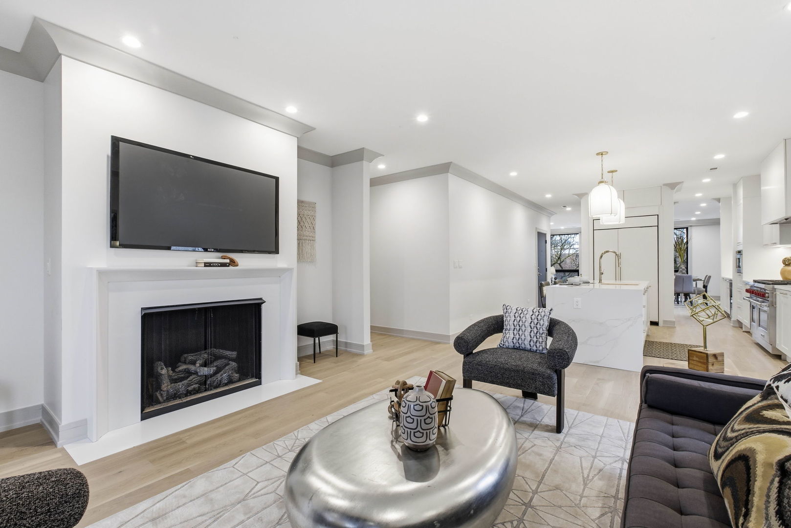 1646 N Orchard Street Unit: 2
