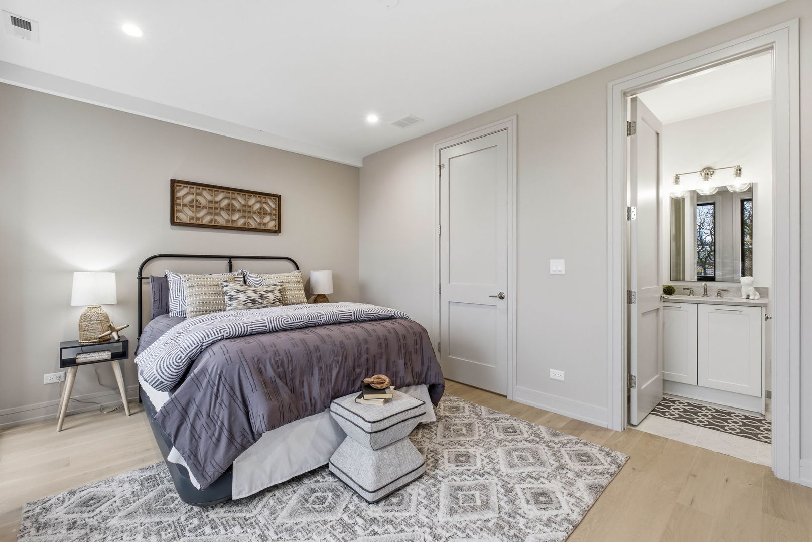 1646 N Orchard Street Unit: 2