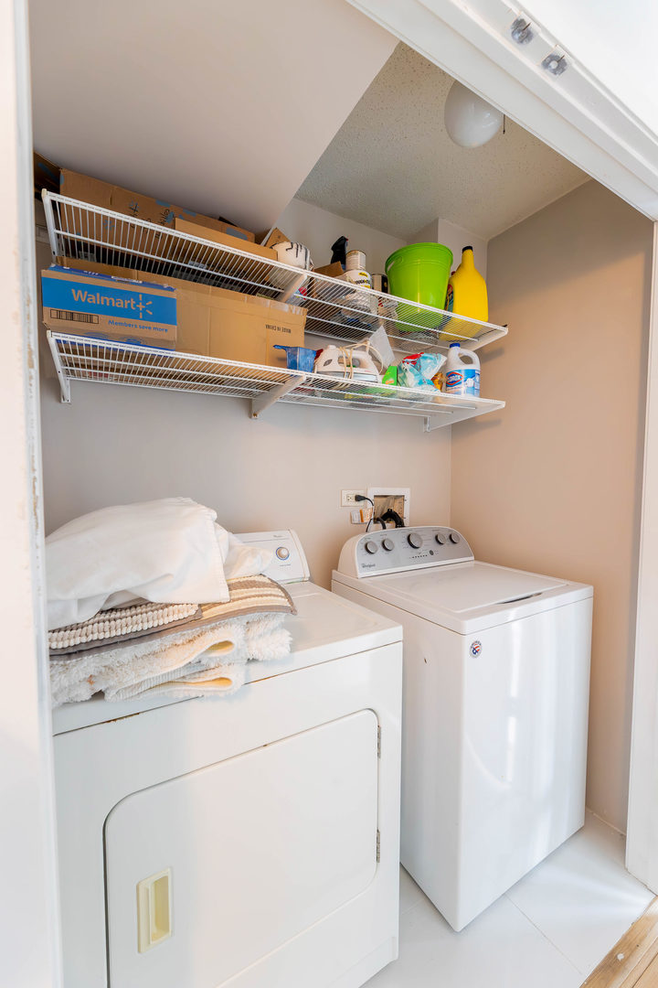 3120 S Indiana Avenue Unit: 207