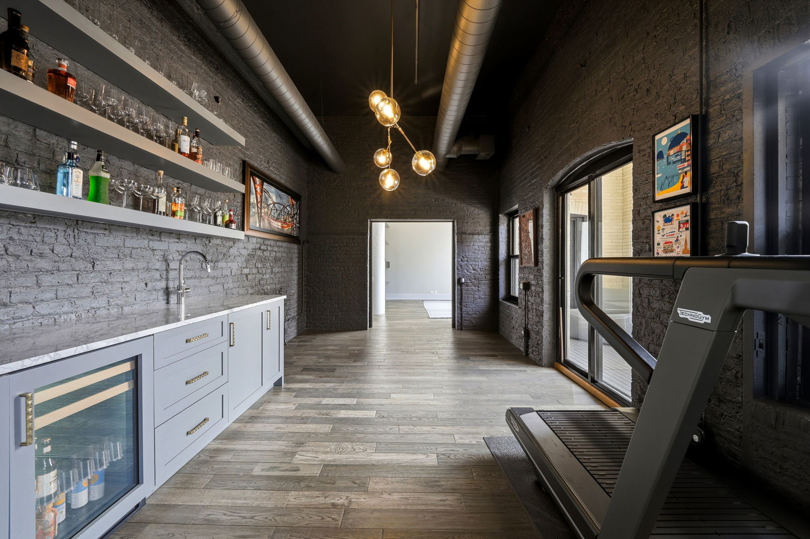 1000 W Washington Boulevard Unit: 406