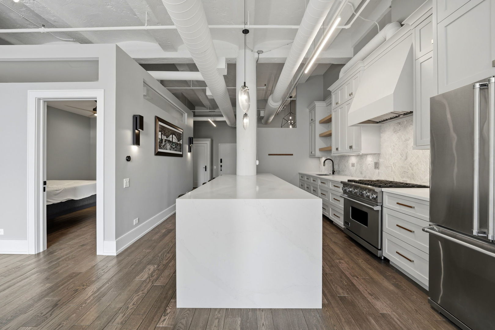 1000 W Washington Boulevard Unit: 406