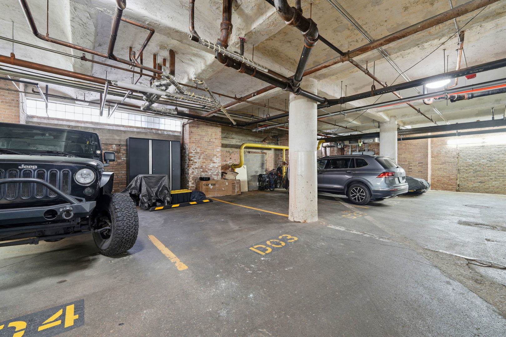 1000 W Washington Boulevard Unit: 406