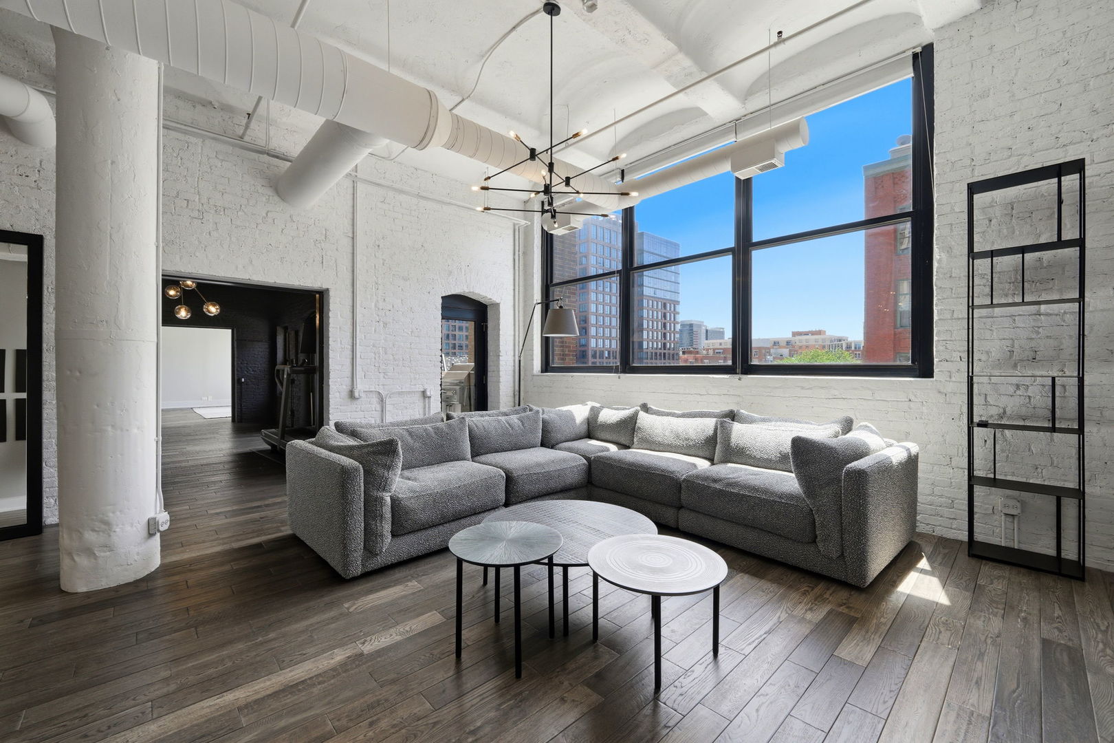 1000 W Washington Boulevard Unit: 406