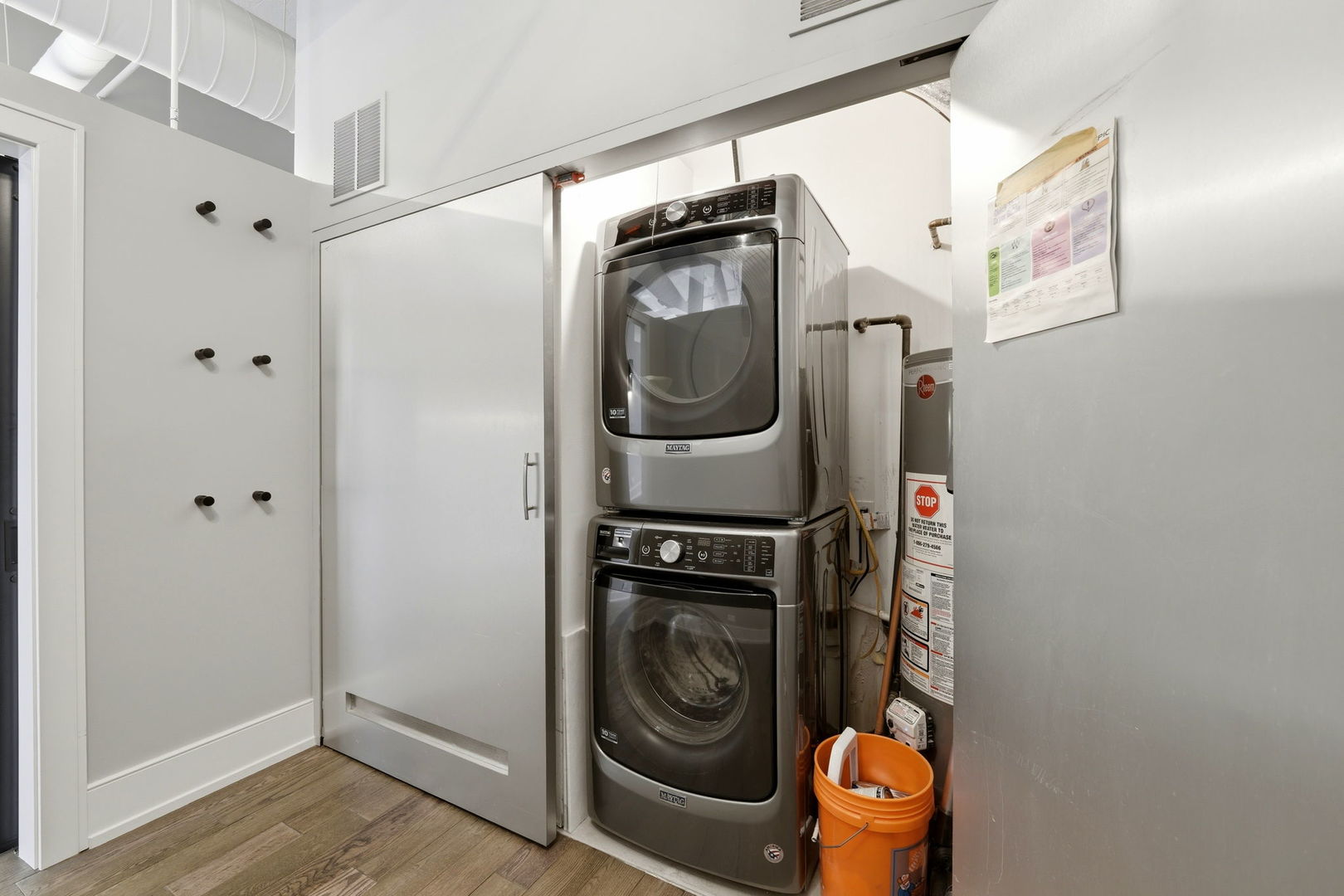 1000 W Washington Boulevard Unit: 406