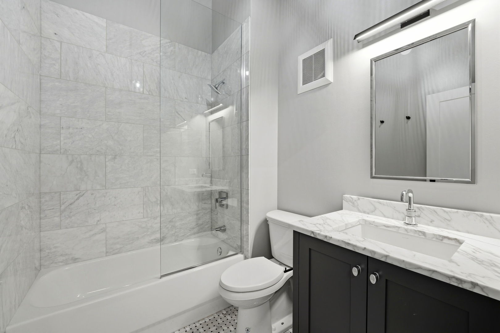 1000 W Washington Boulevard Unit: 406