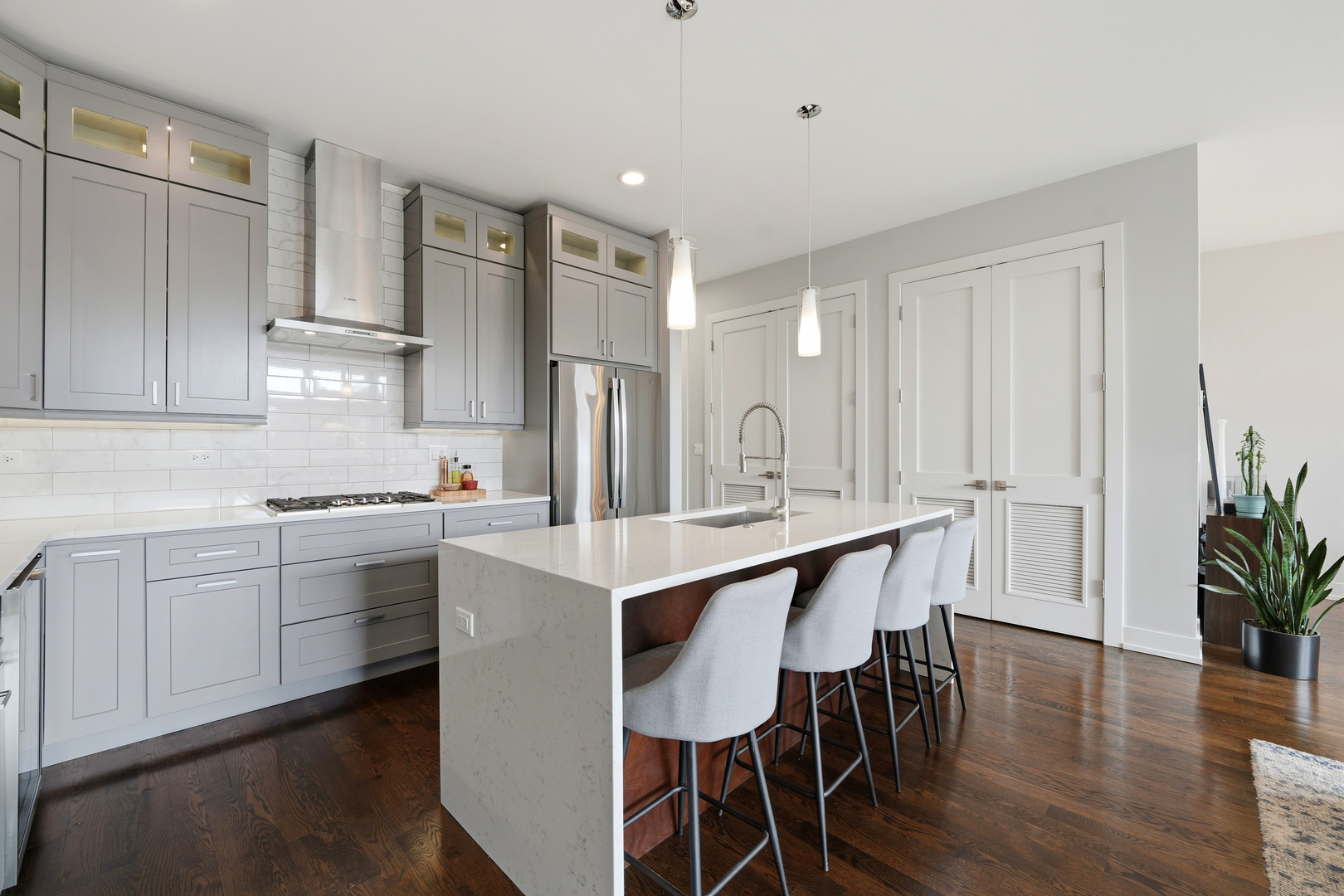 2825 N Halsted Street Unit: 3N