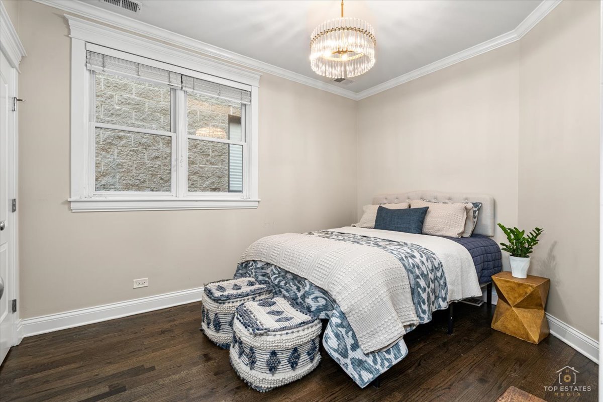 1541 W MONTANA Street Unit: 2