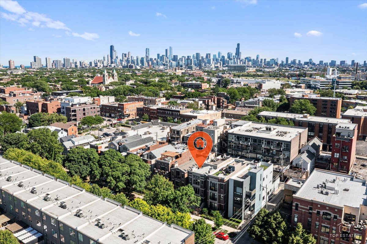 1541 W MONTANA Street Unit: 2