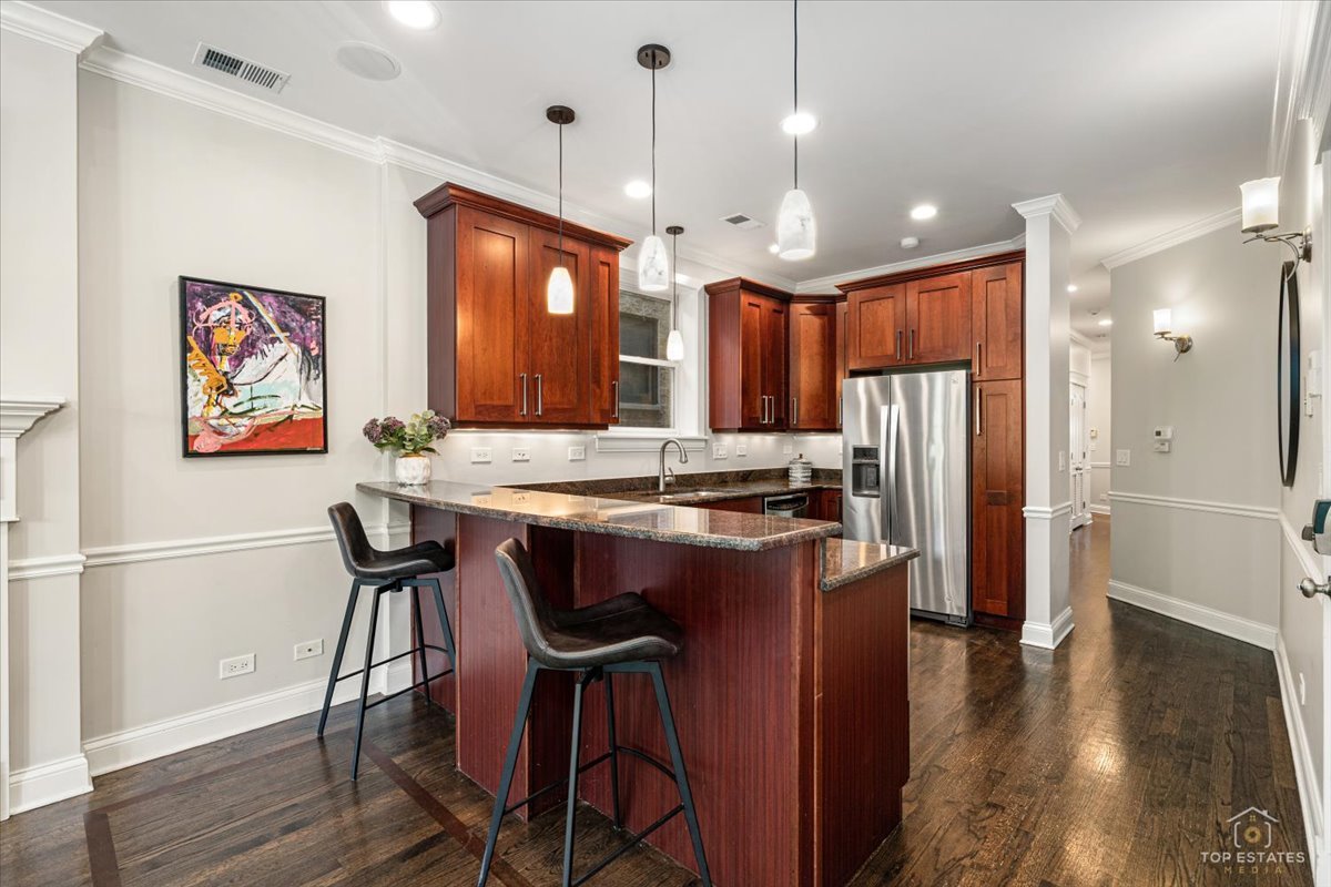 1541 W MONTANA Street Unit: 2