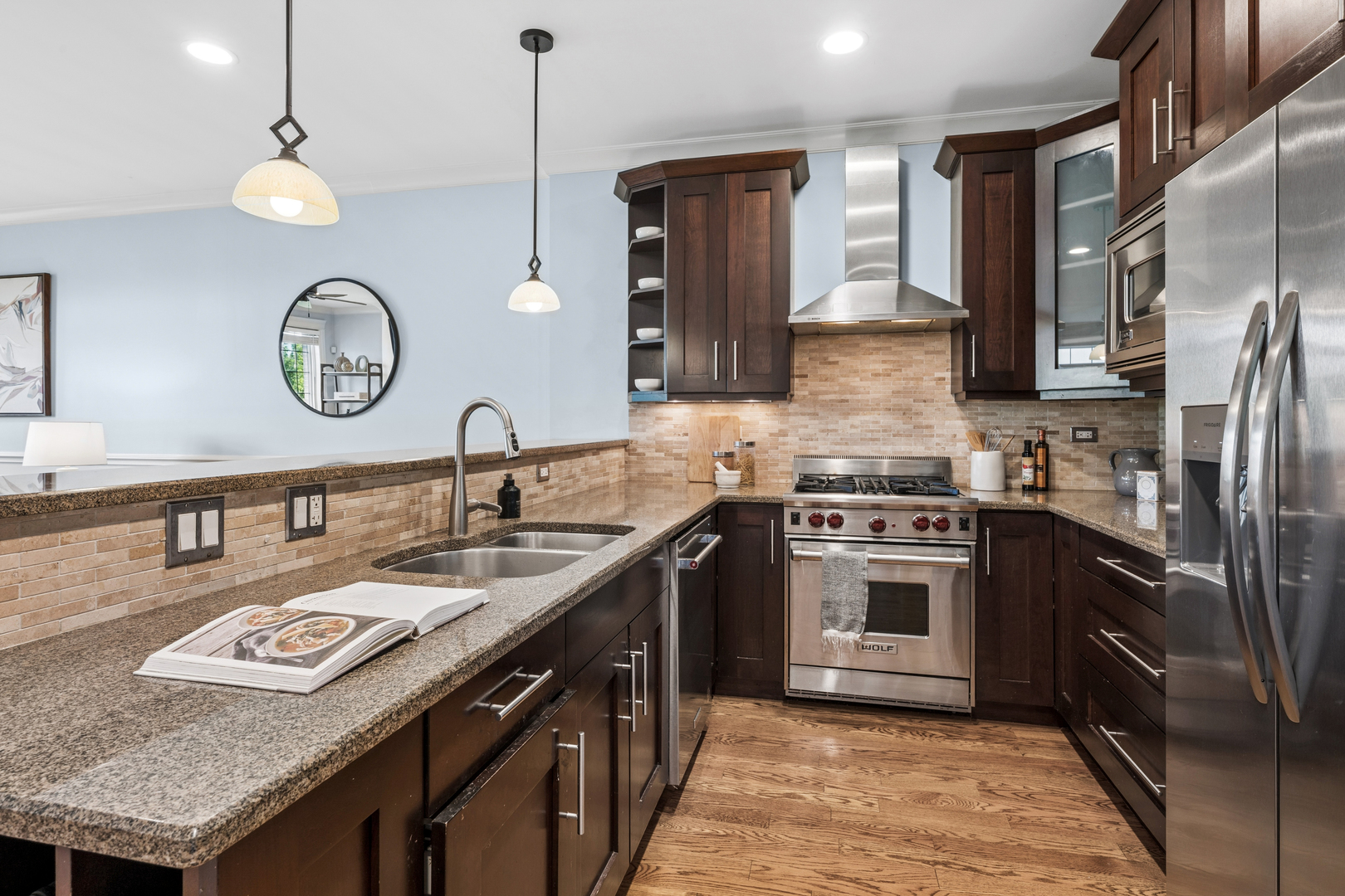 843 W Diversey Parkway Unit: 4