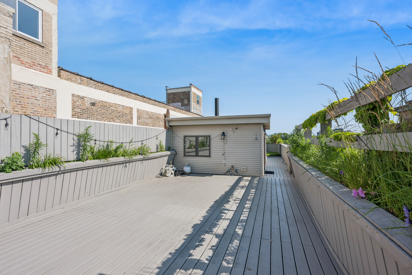 843 W Diversey Parkway Unit: 4
