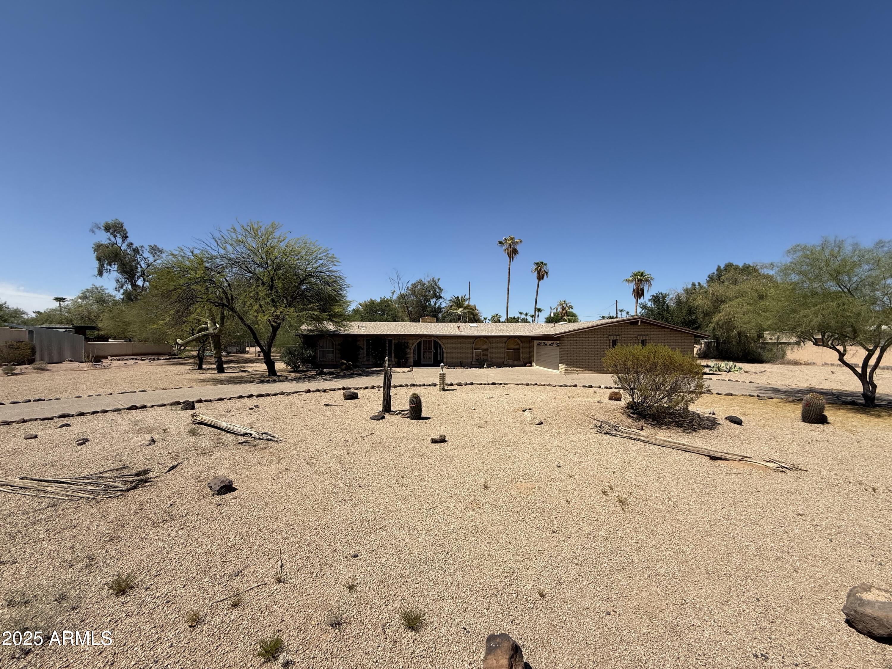 8224 E GARY Road