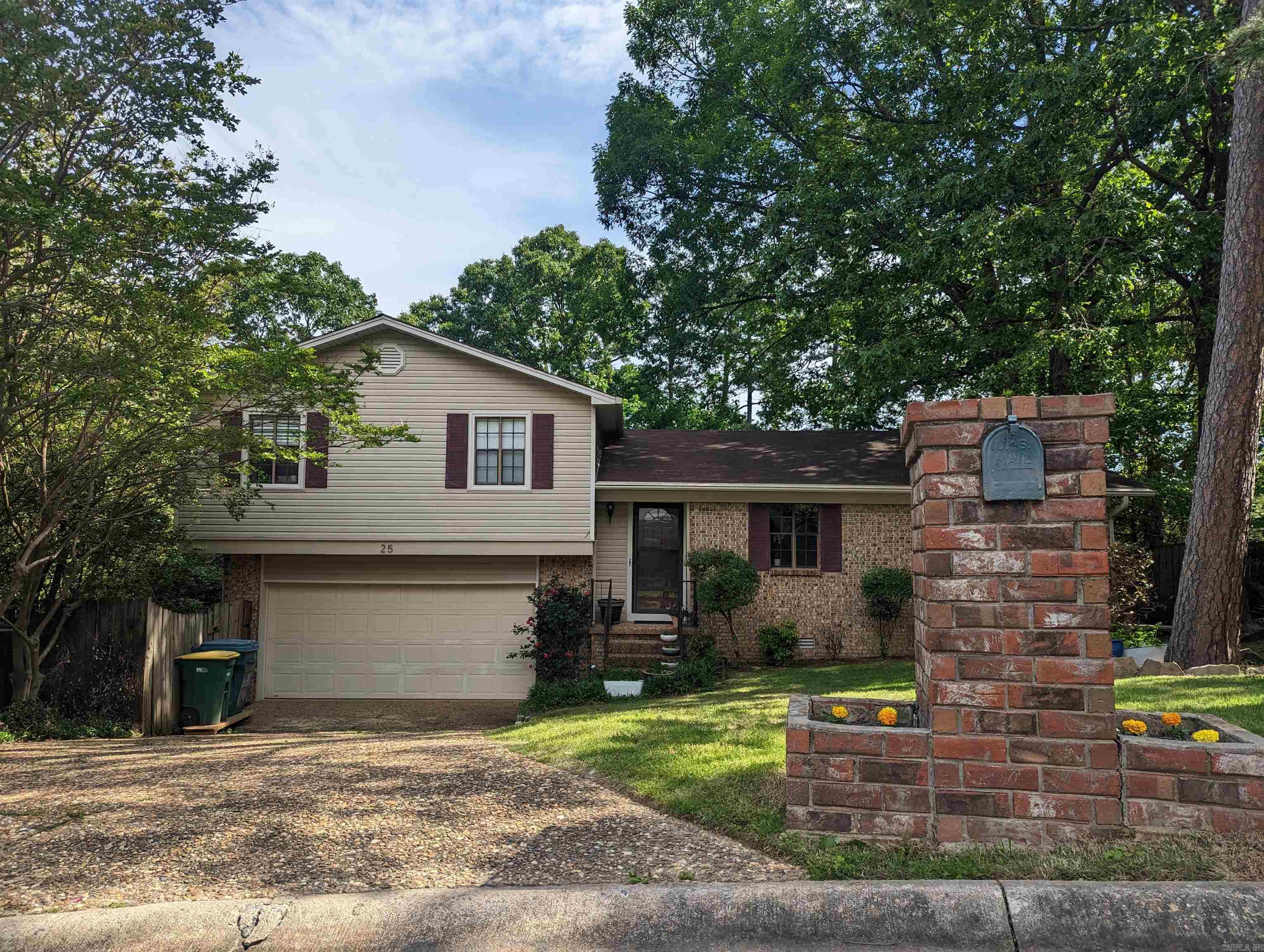 25 Emerald Court