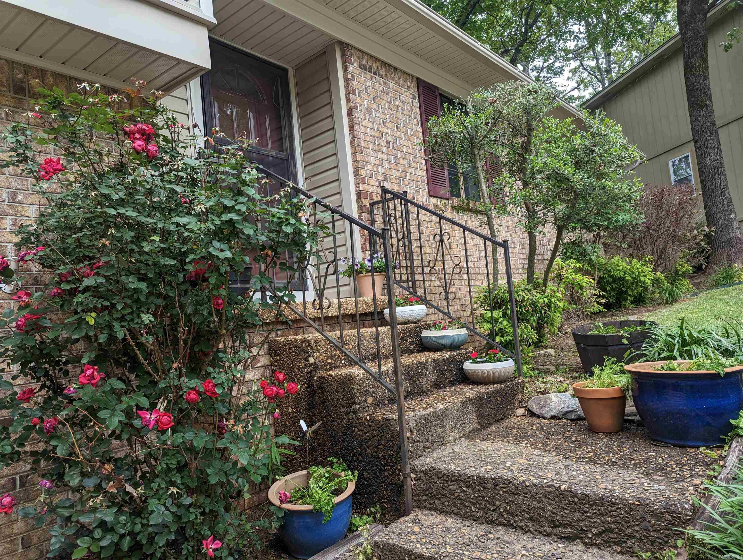 25 Emerald Court