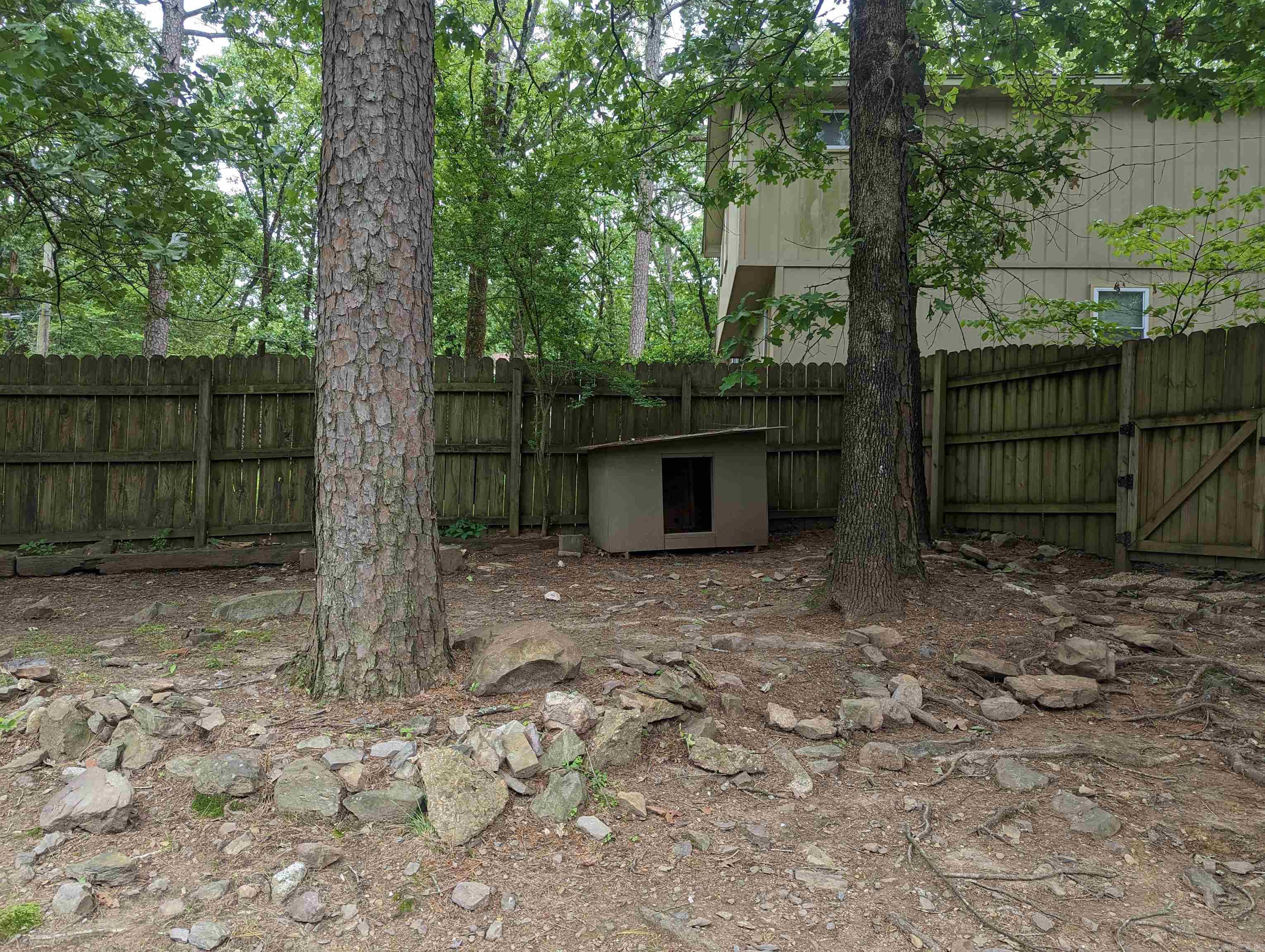 25 Emerald Court