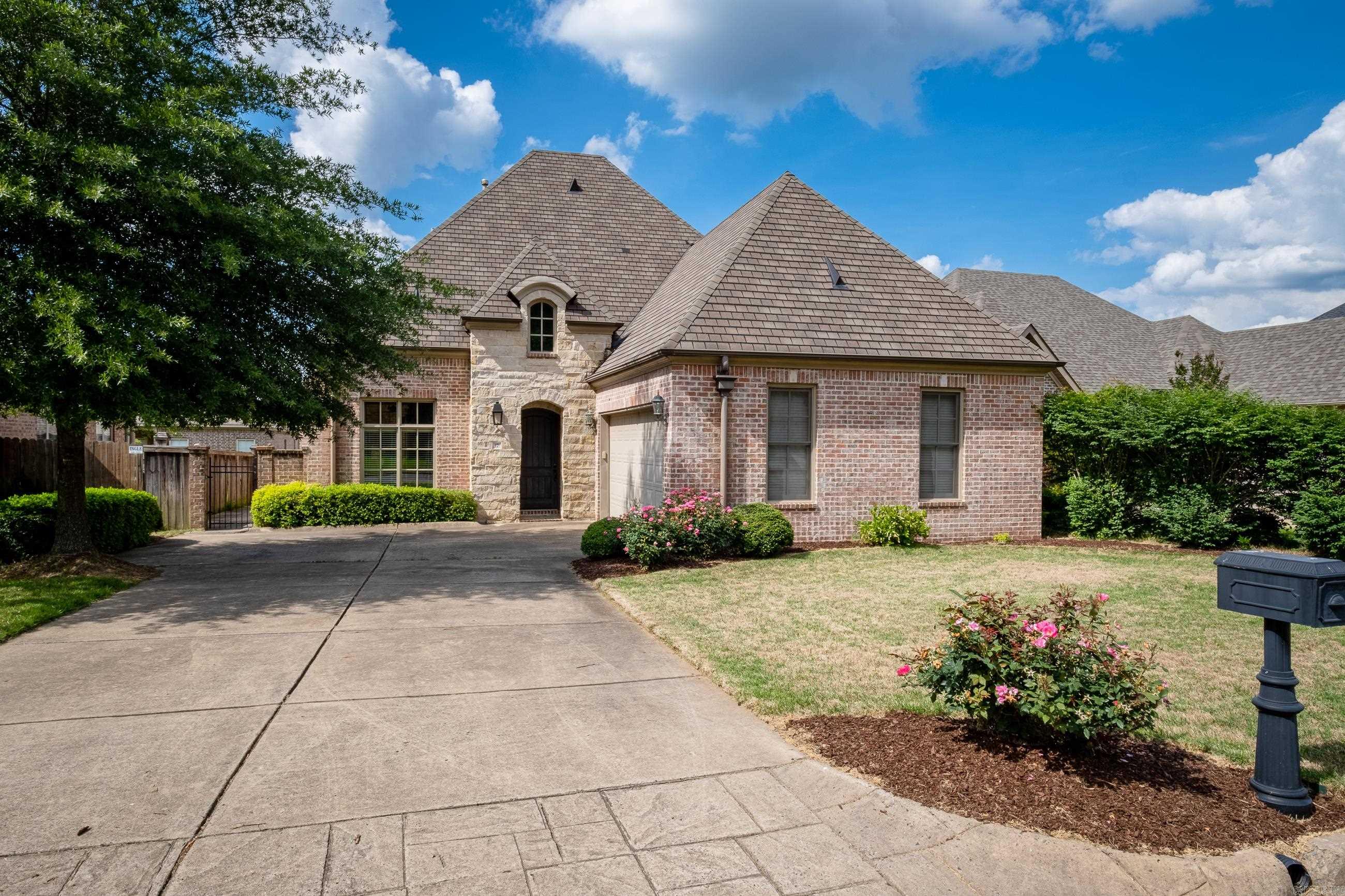17 Kanis Creek Place