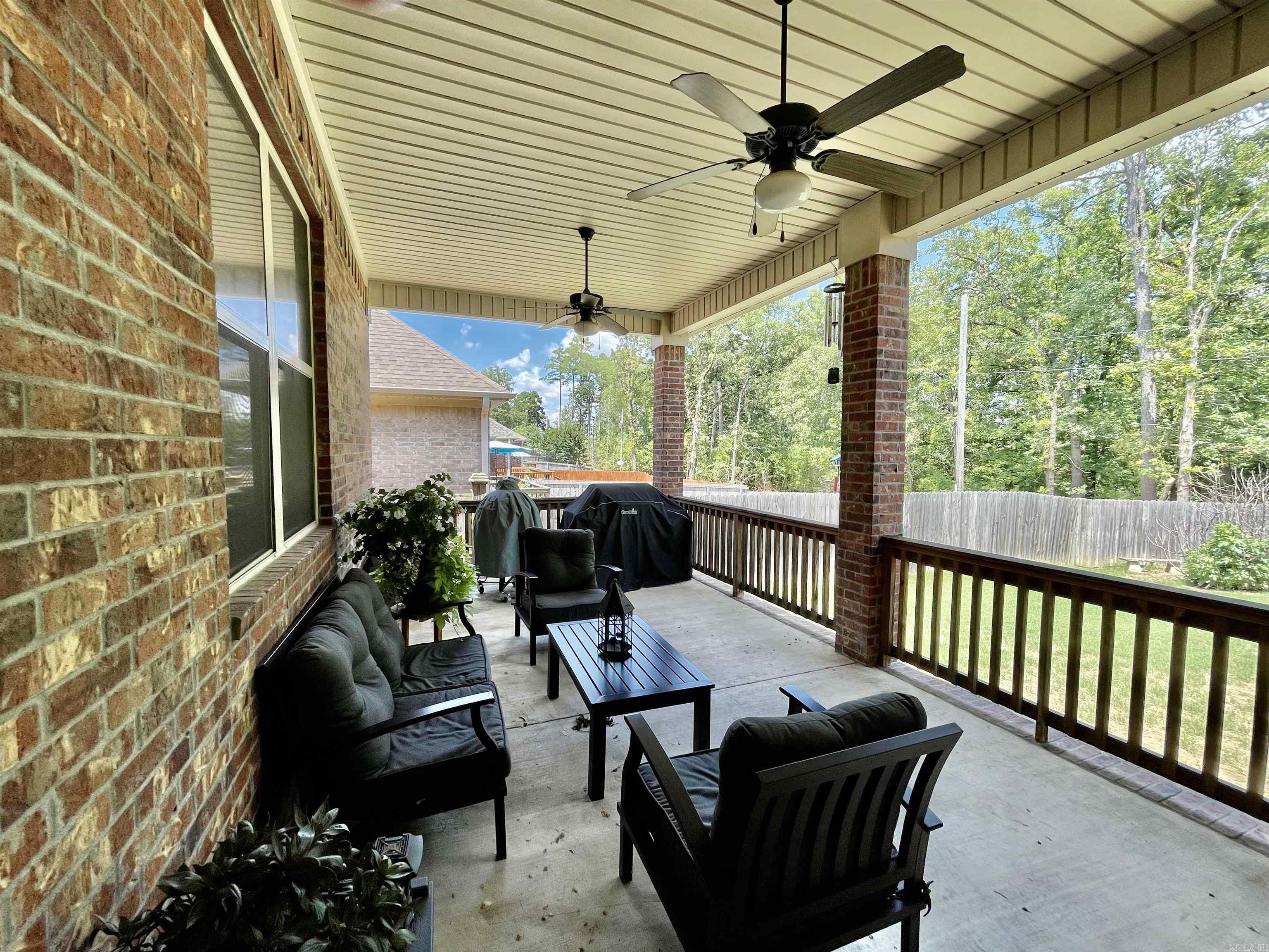 15 Forest Valley Lane