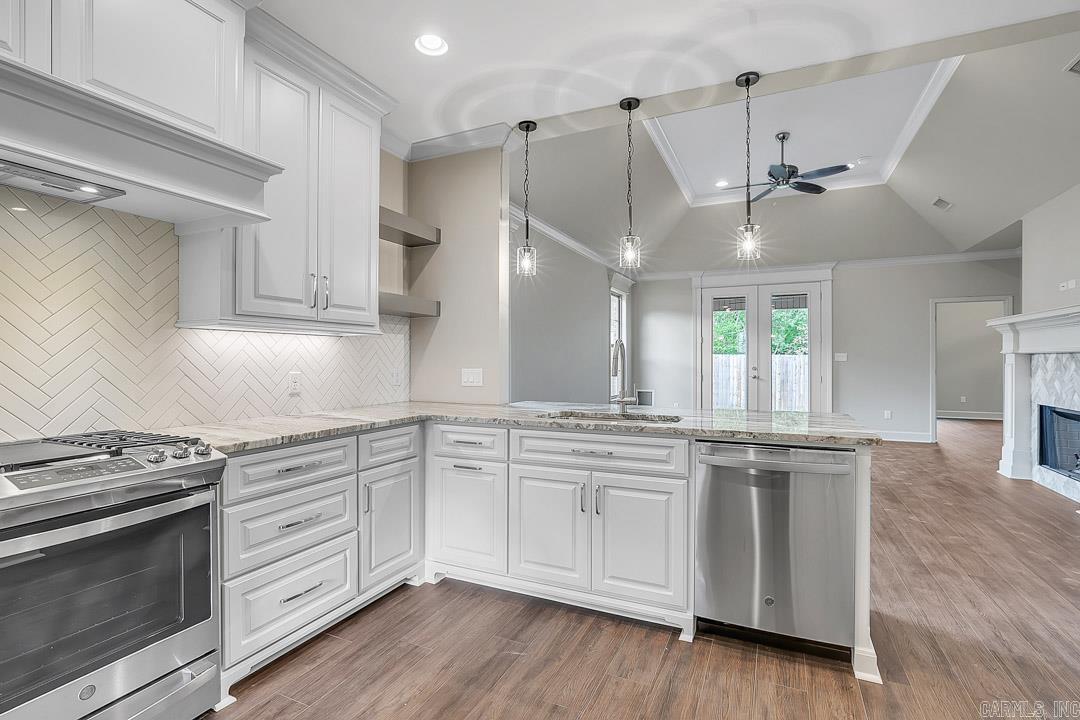 111 Willow Point Drive