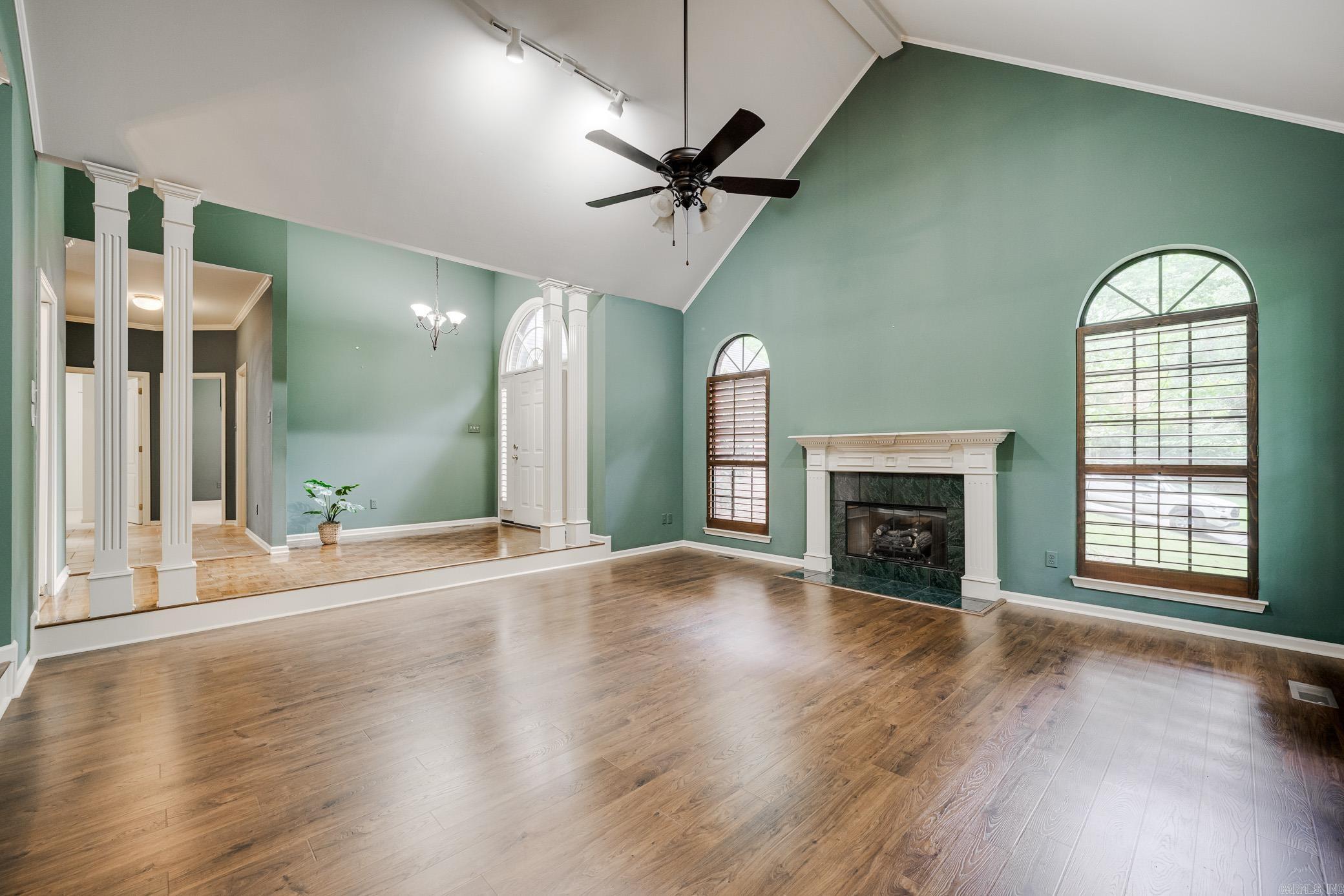 3 Surry Court