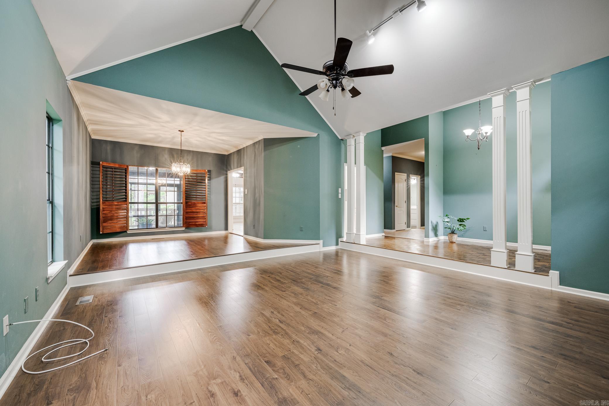 3 Surry Court