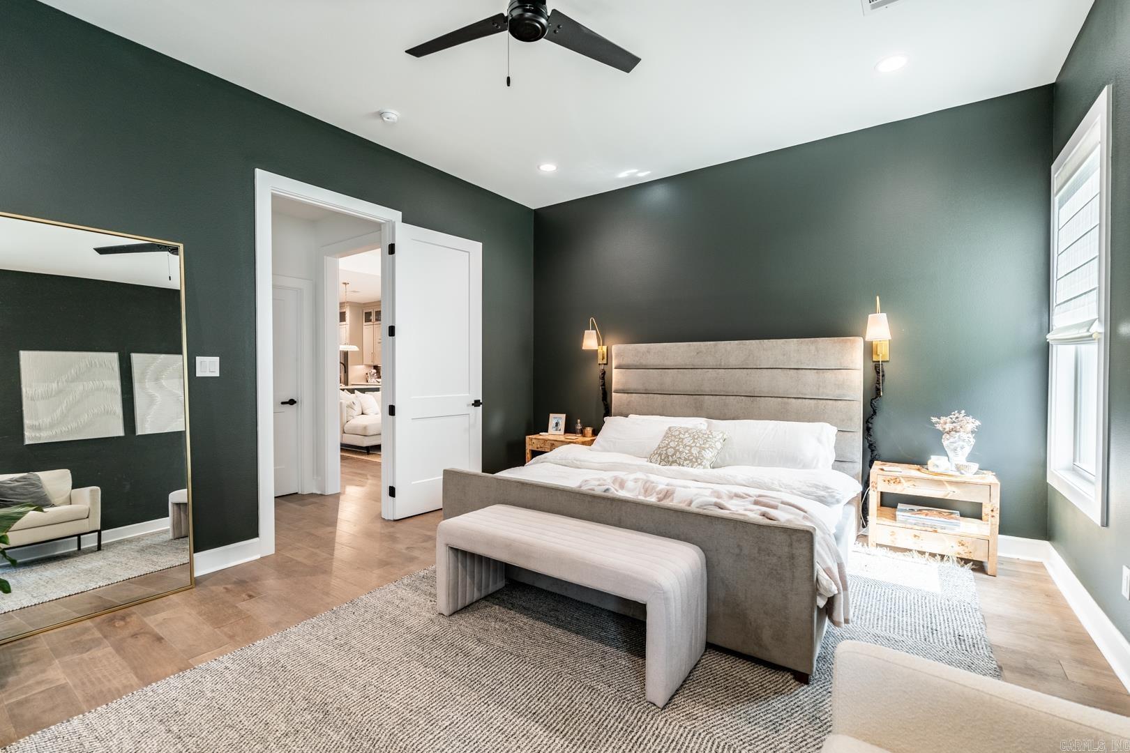 305 Fletcher Loop