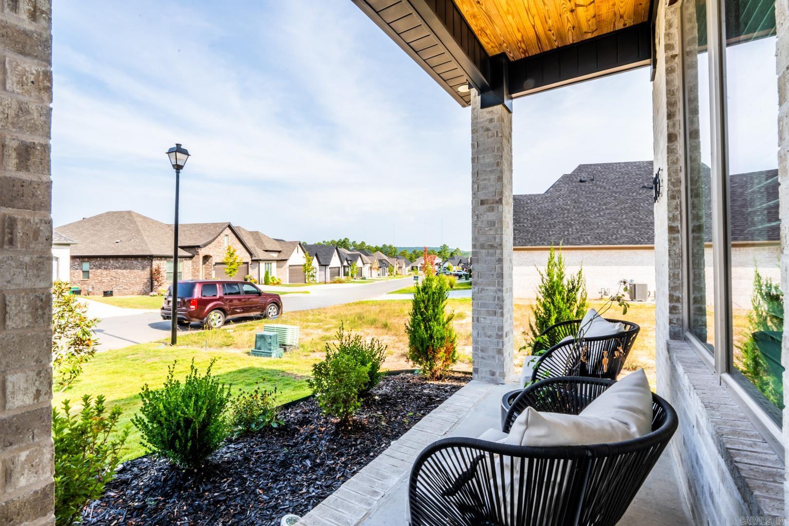 305 Fletcher Loop