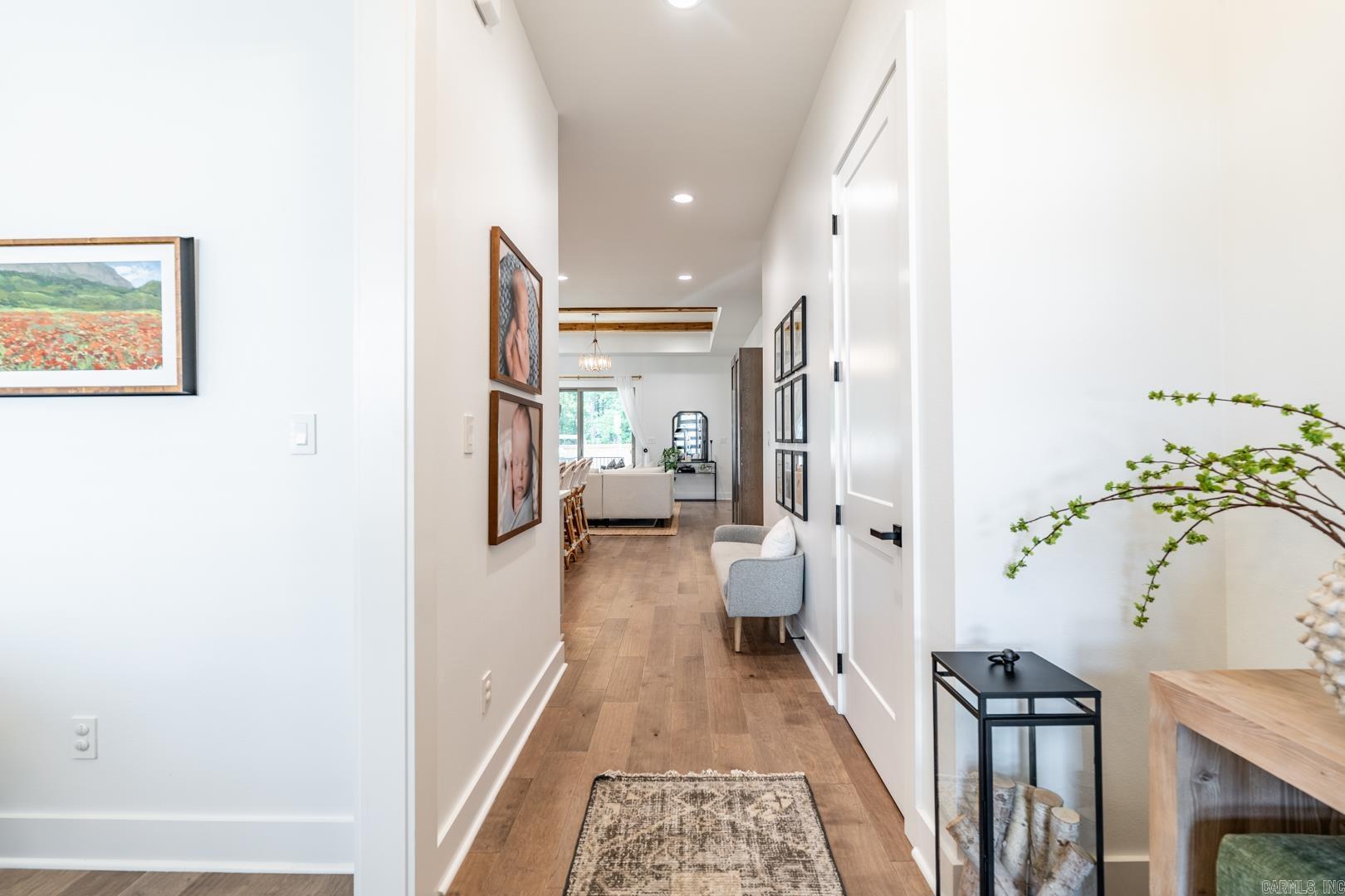 305 Fletcher Loop