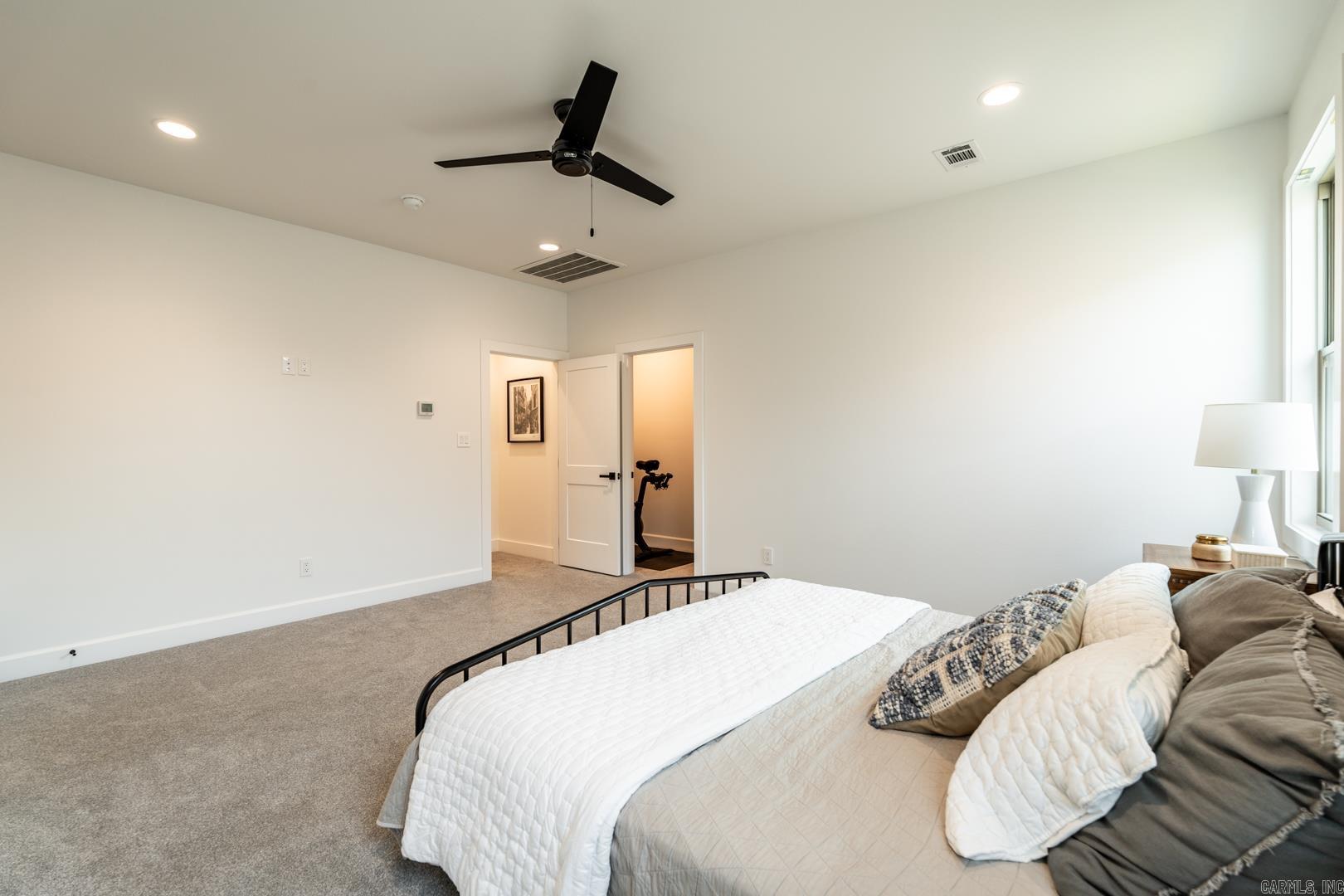 305 Fletcher Loop