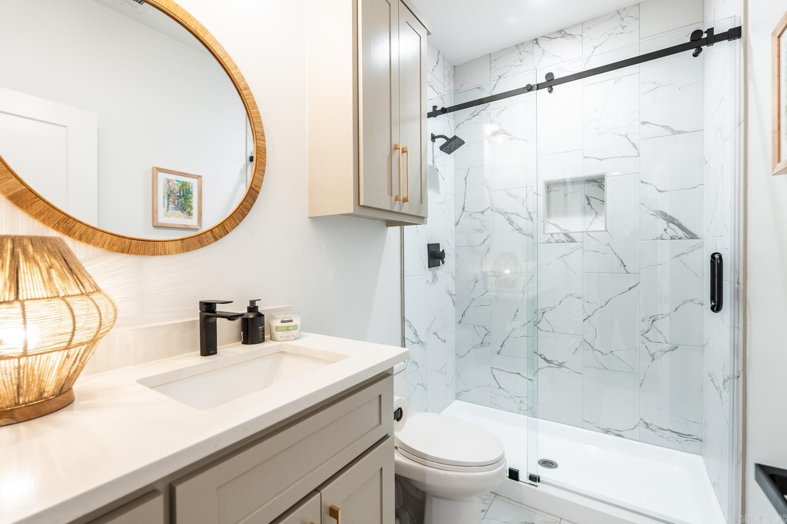 305 Fletcher Loop
