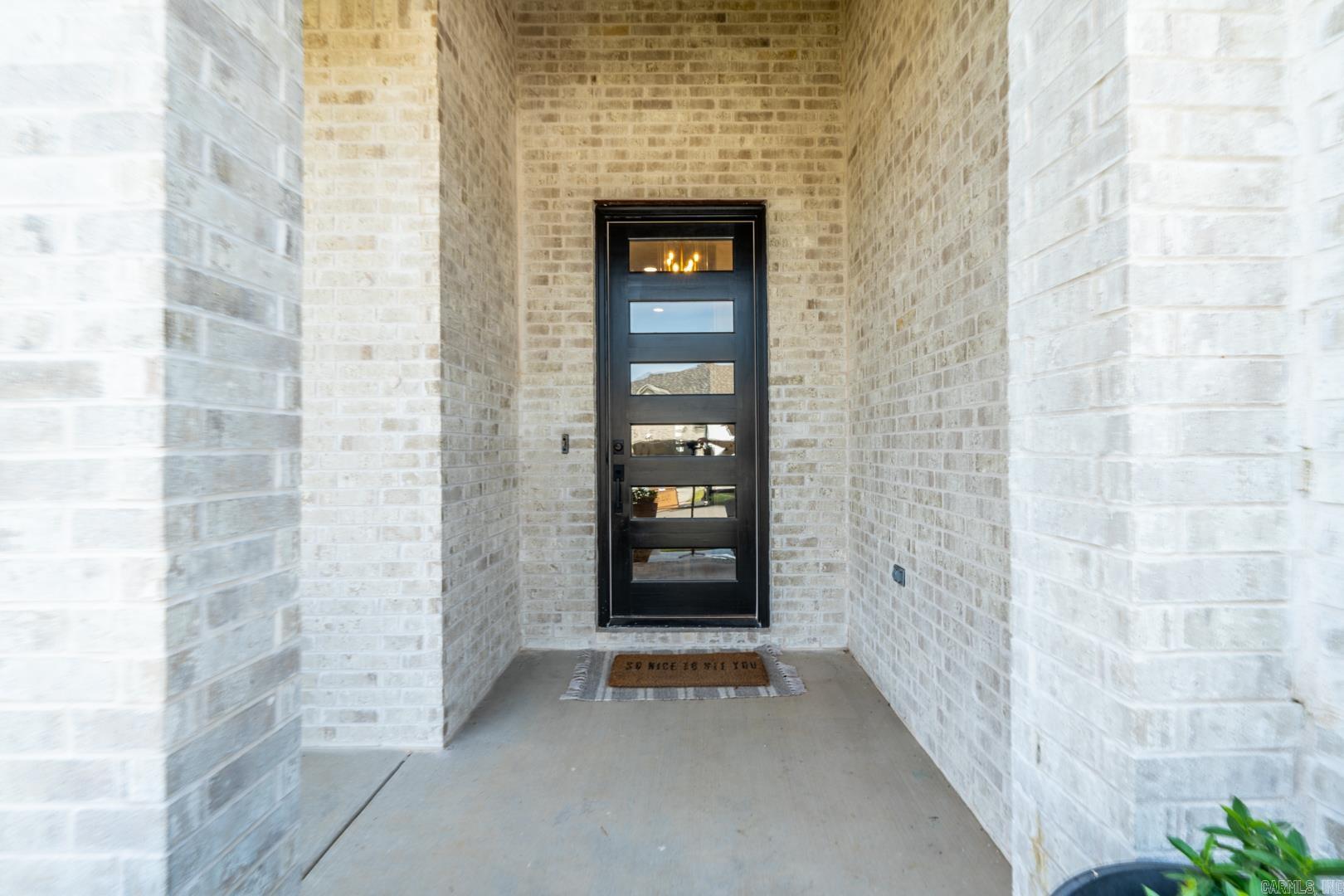 305 Fletcher Loop