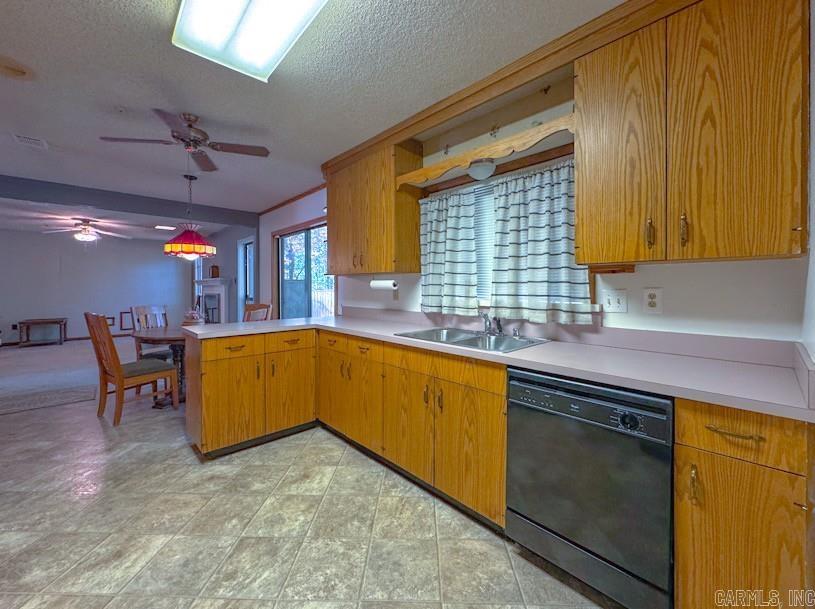 2500 Peach Tree Dr