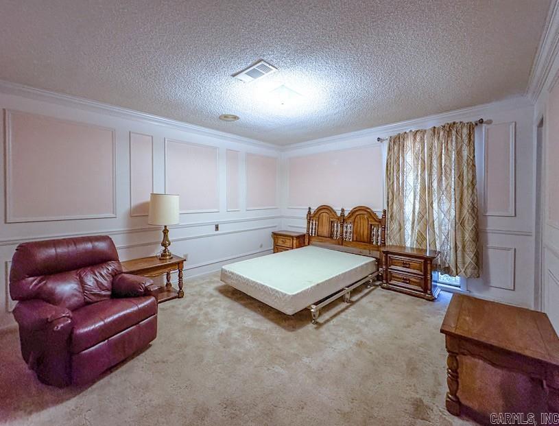 2500 Peach Tree Dr