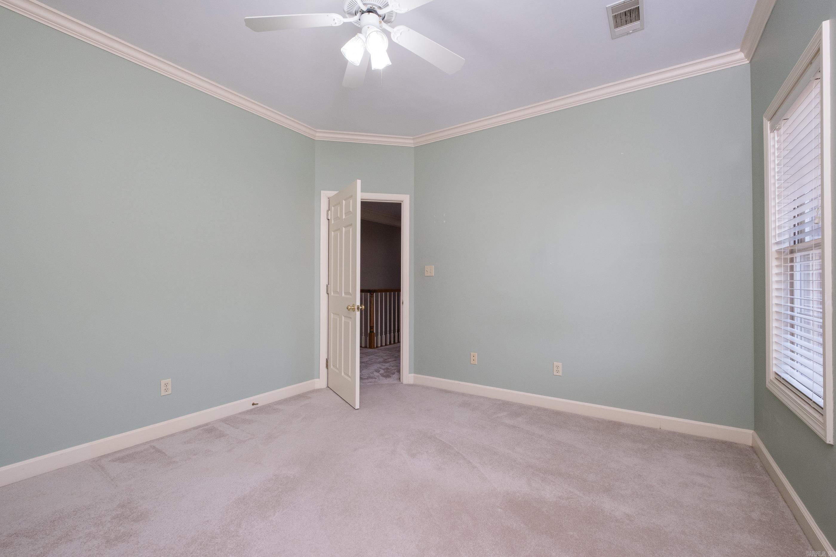 25 Iviers Drive
