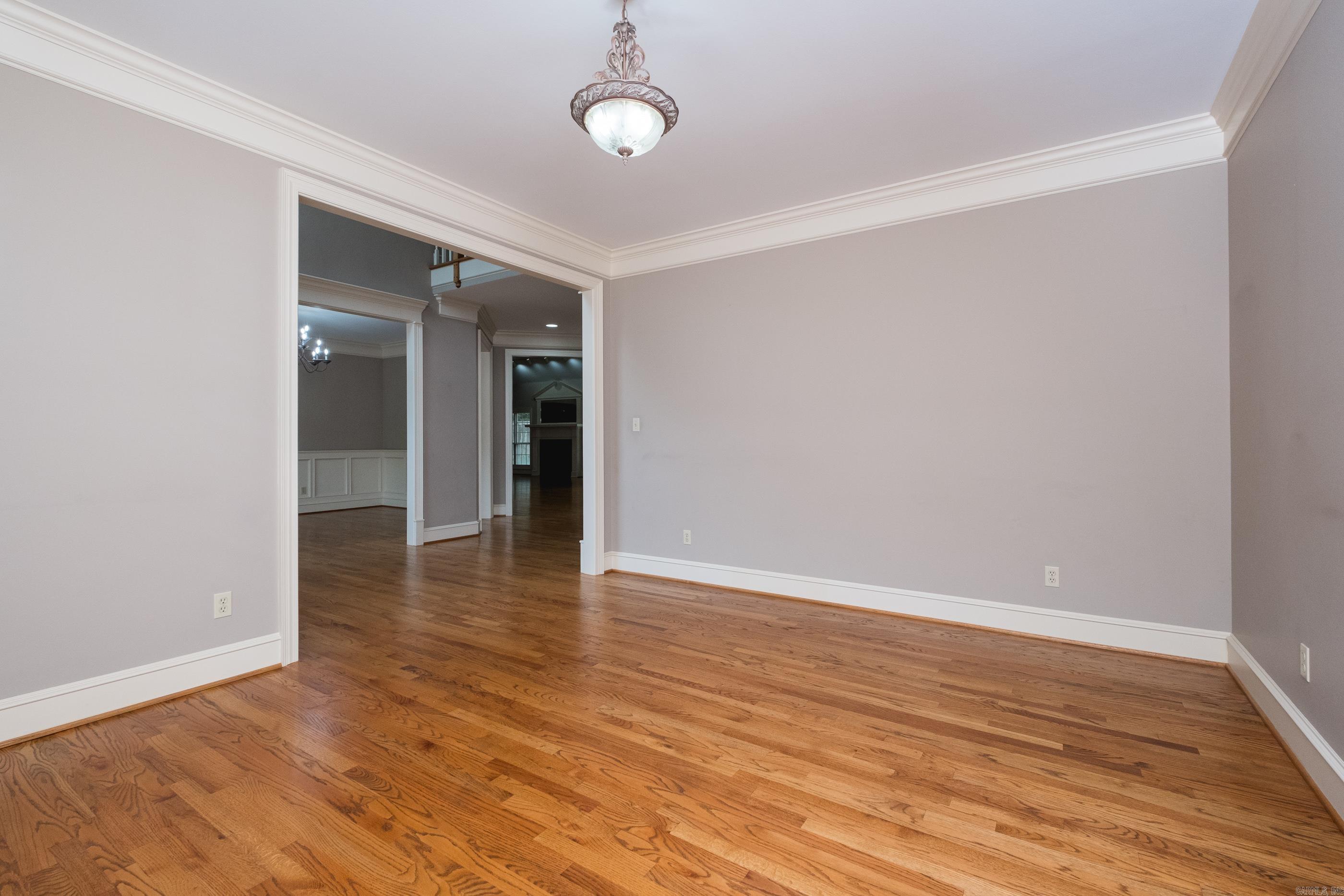 25 Iviers Drive