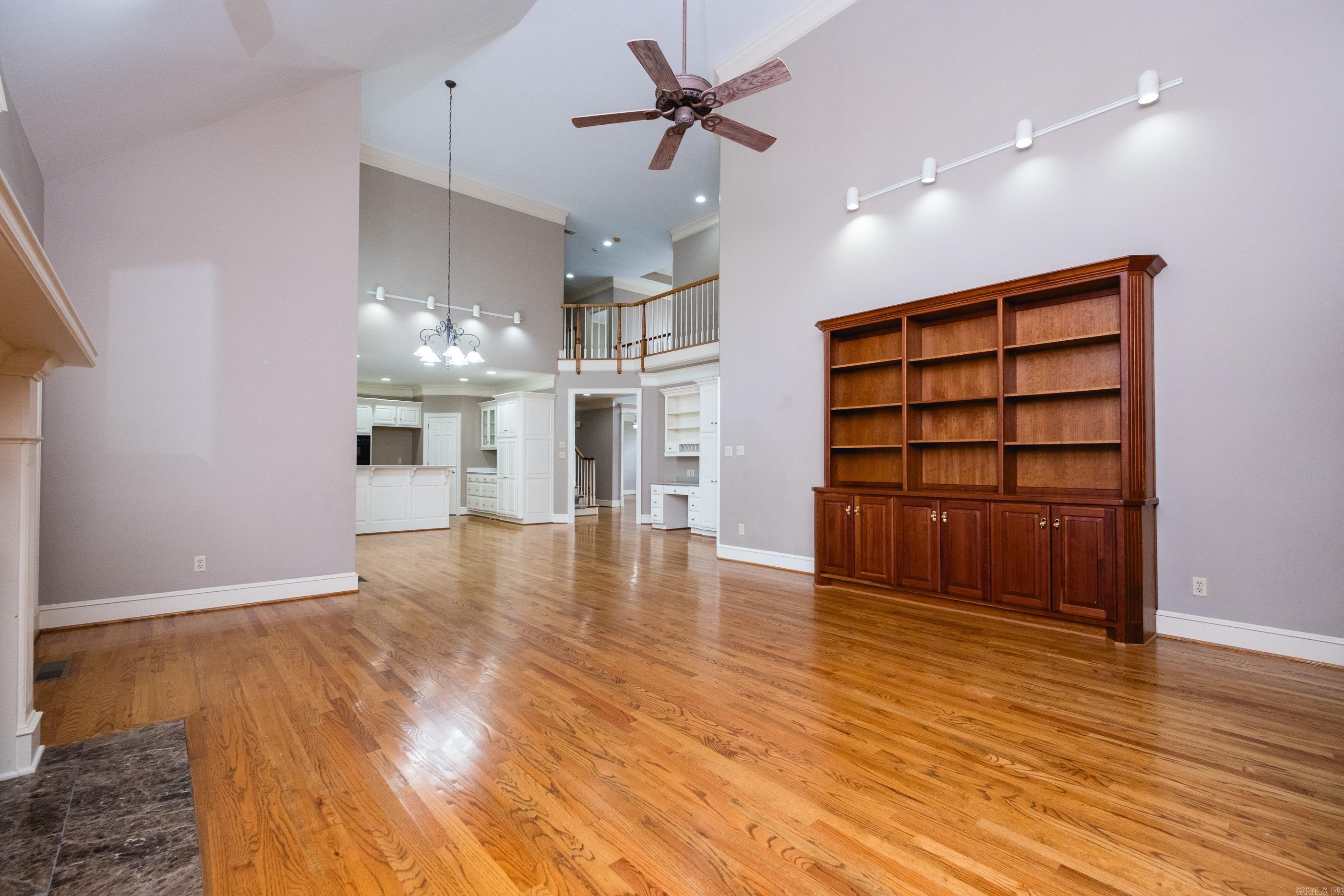 25 Iviers Drive