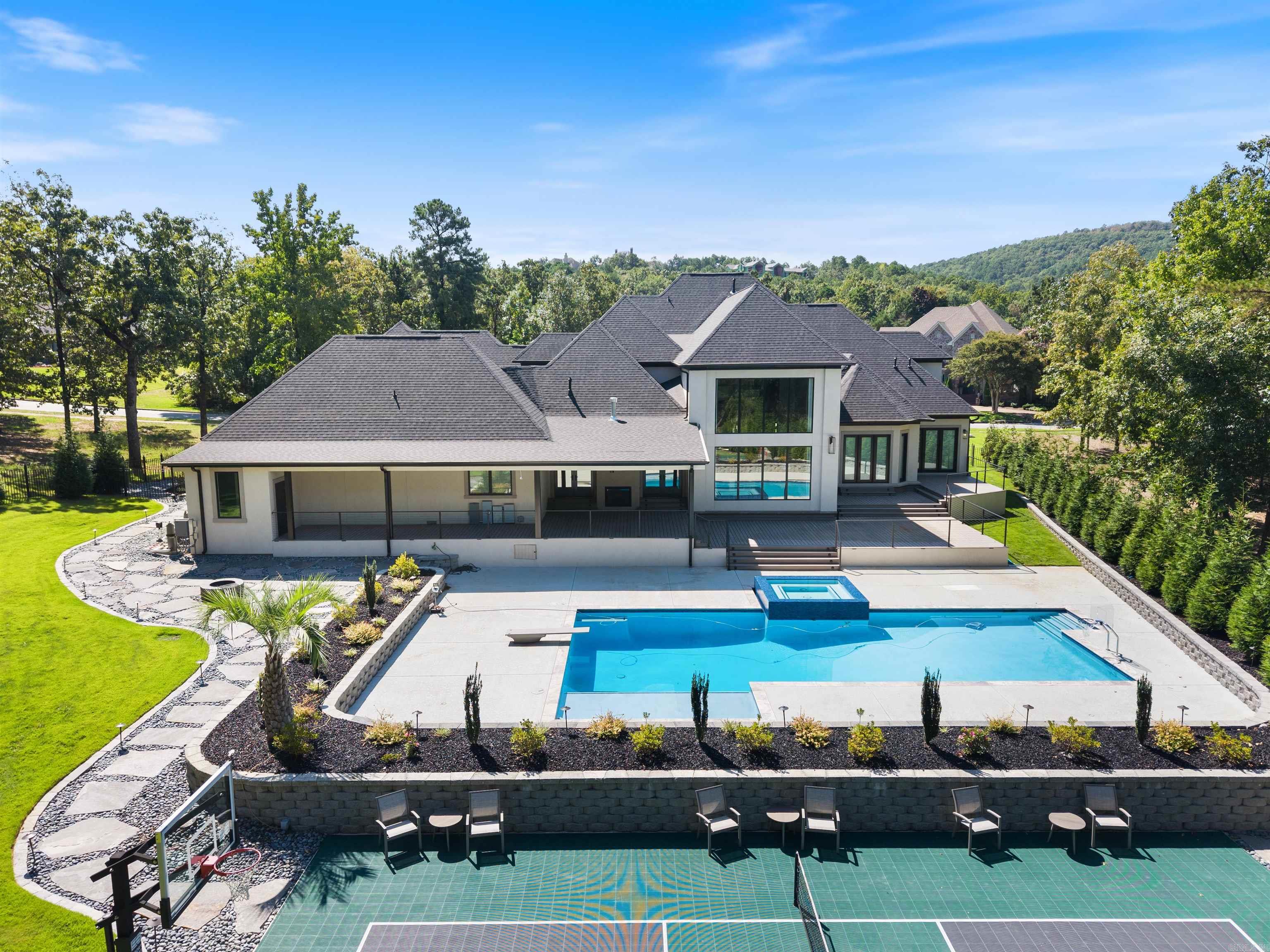 16920 Valley Falls Drive