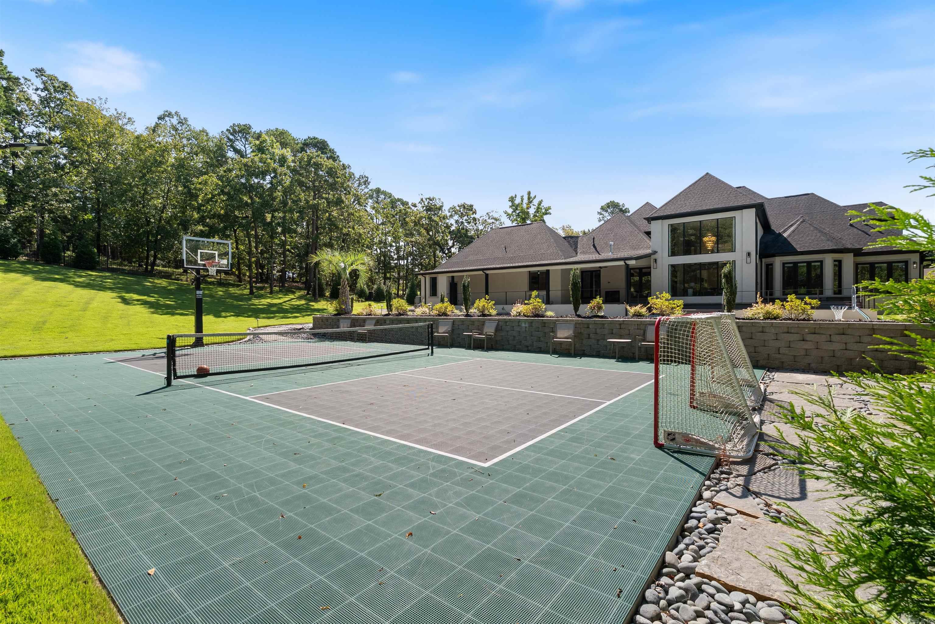 16920 Valley Falls Drive