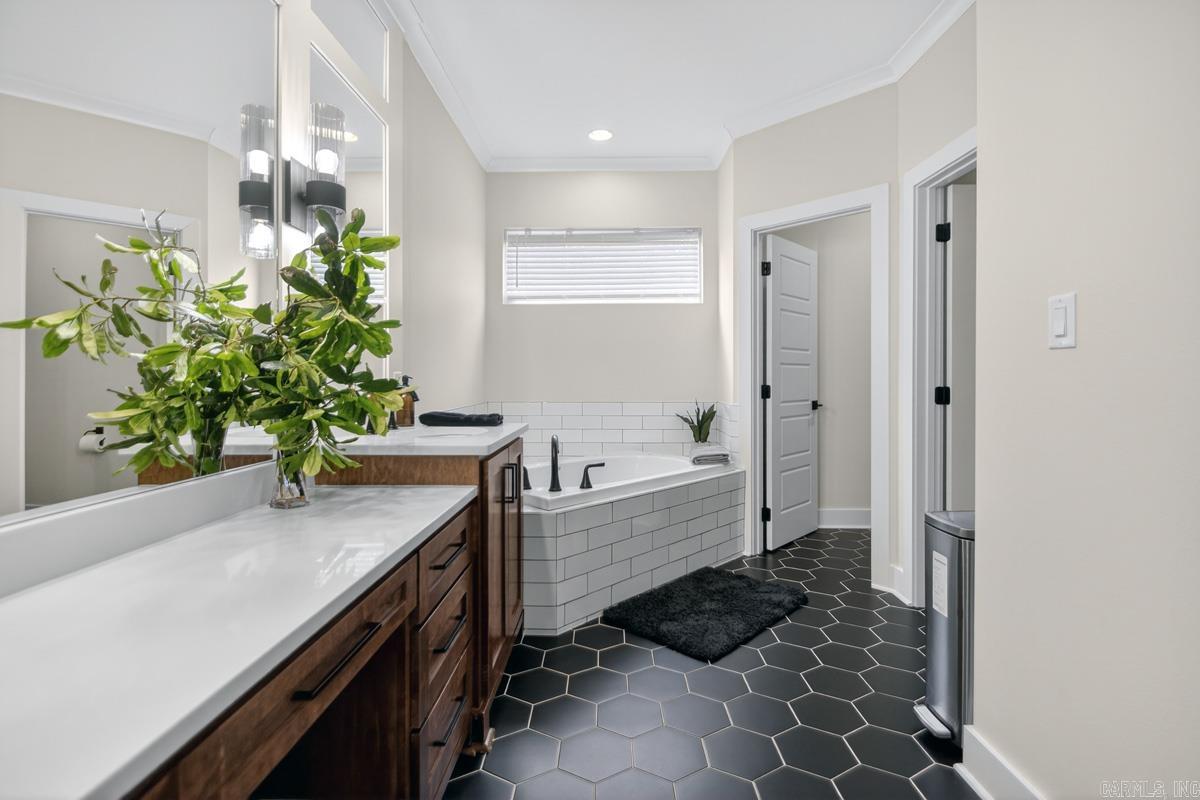 8 Short Leaf Lane